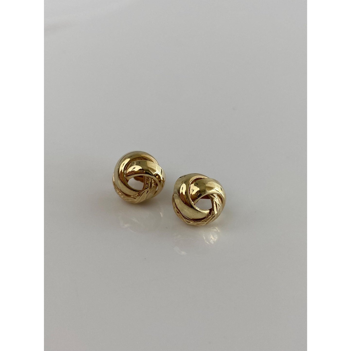 Vintage Solid 14k Yellow Gold Knot Stud Earrings