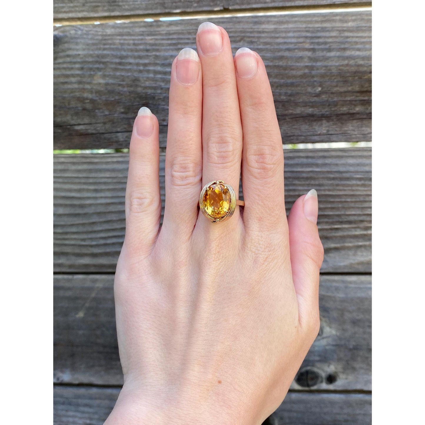 Vintage Solid 18k Yellow Gold Citrine Cocktail Ring - Size 10