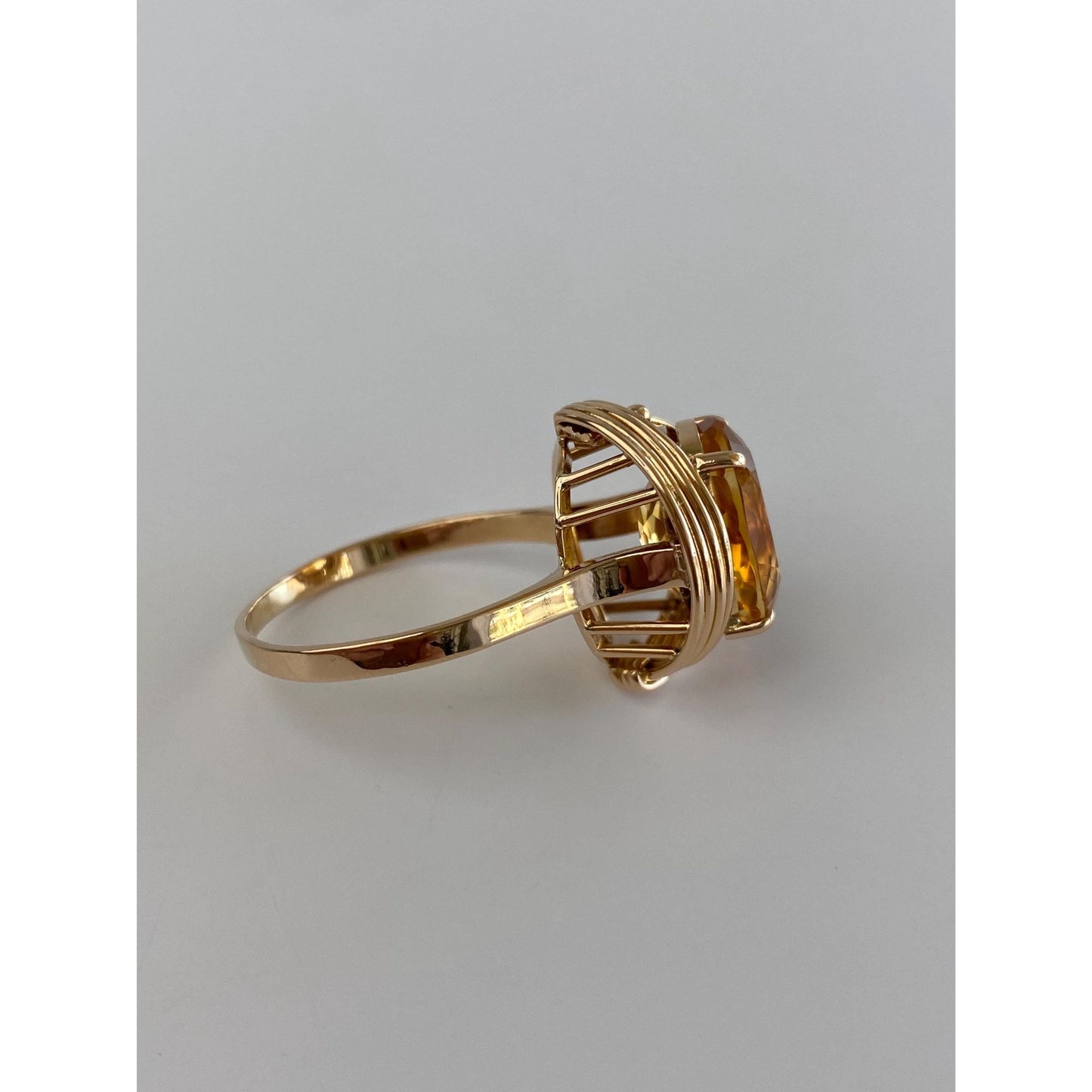 Vintage Solid 18k Yellow Gold Citrine Cocktail Ring - Size 10
