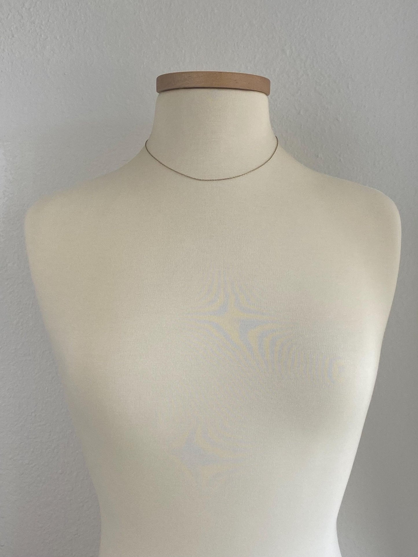 Vintage Solid 9k Yellow Gold Cable Chain Necklace - 16.5 inches