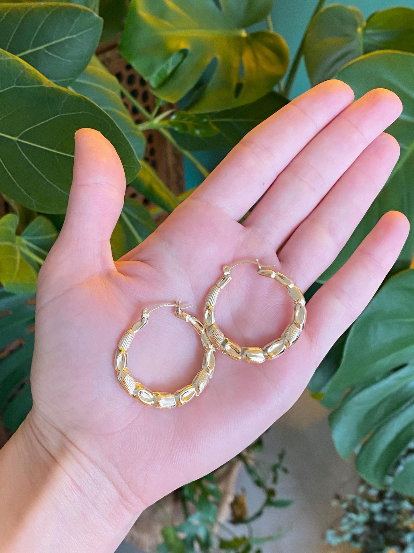 Vintage 14k Yellow Gold Textured Hoop Earrings