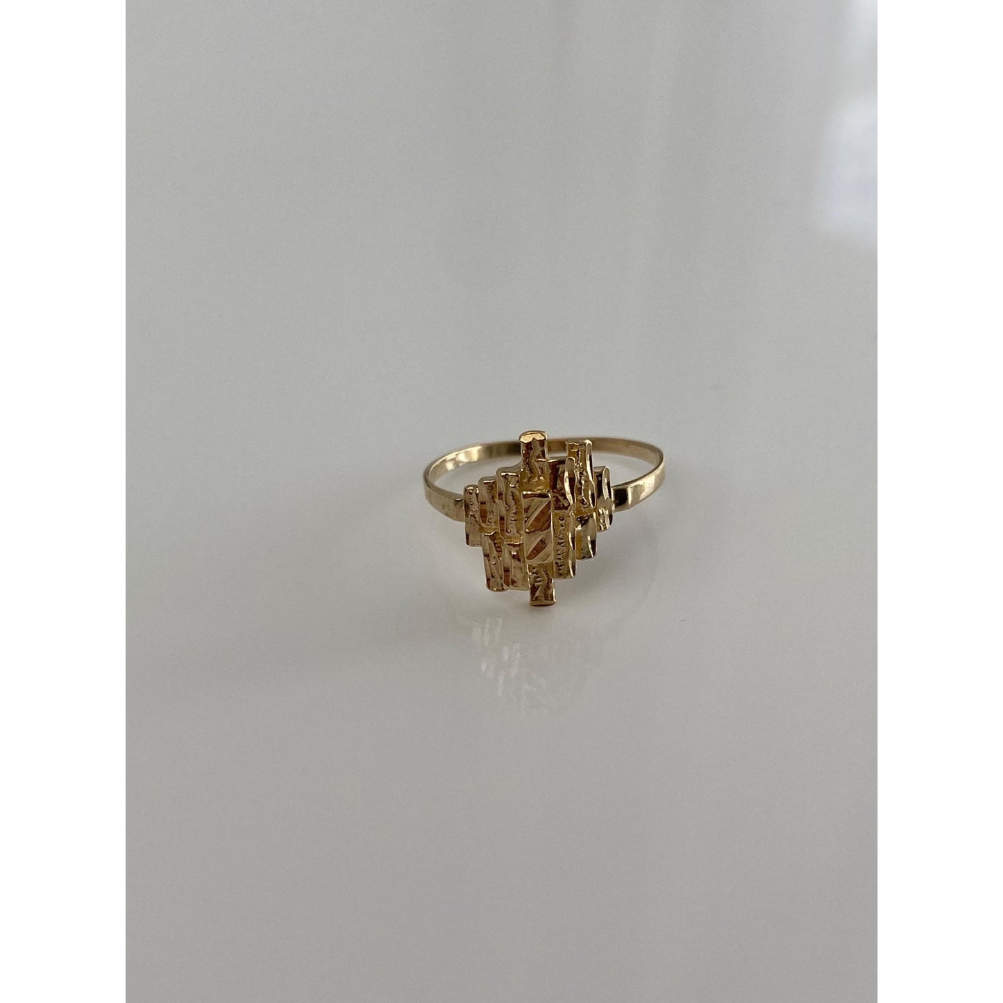 Vintage Solid 10k Yellow Gold Diamond Cut Cubist Ring - Size 7