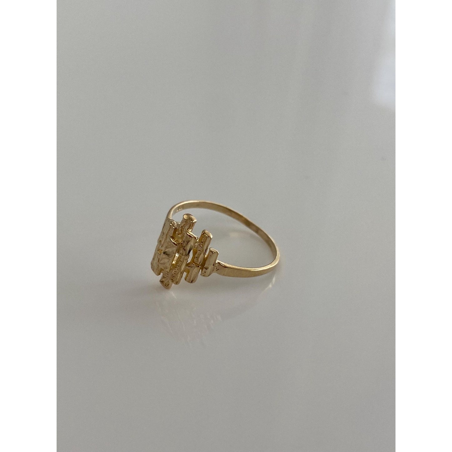 Vintage Solid 10k Yellow Gold Diamond Cut Cubist Ring - Size 7