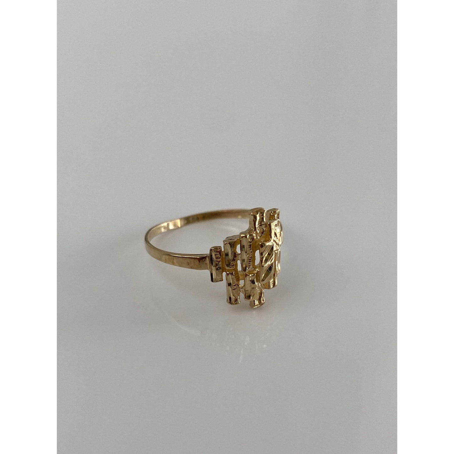 Vintage Solid 10k Yellow Gold Diamond Cut Cubist Ring - Size 7