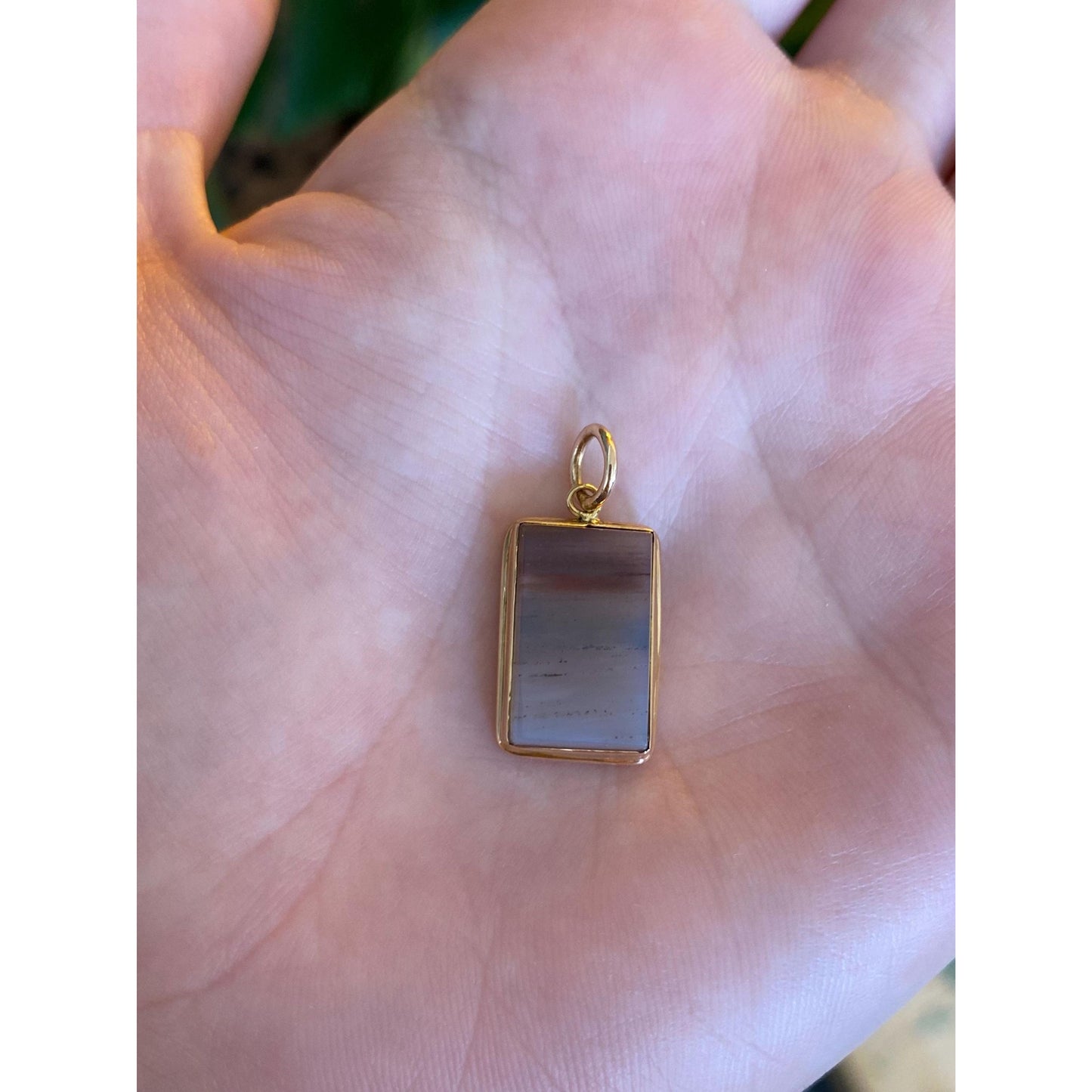 Vintage Solid 10k Yellow Gold Agate Charm