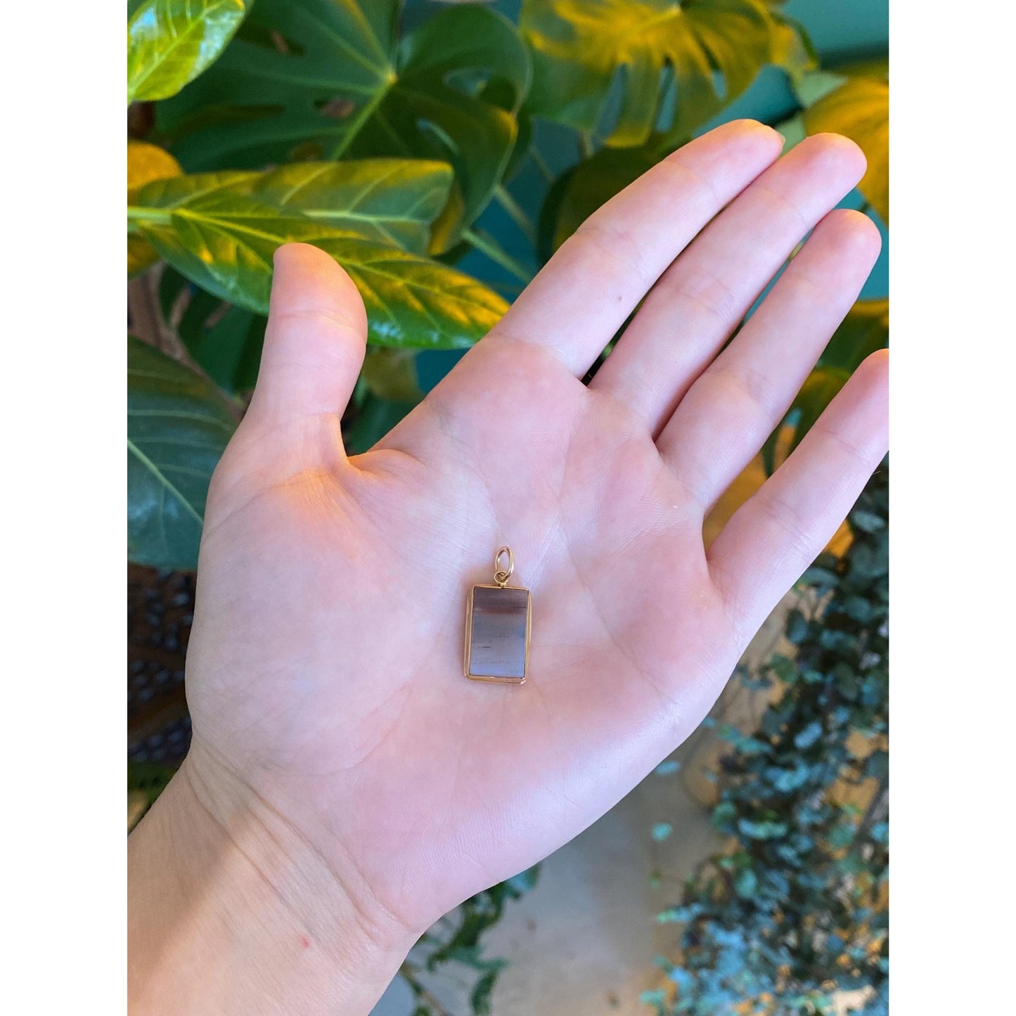 Vintage Solid 10k Yellow Gold Agate Charm