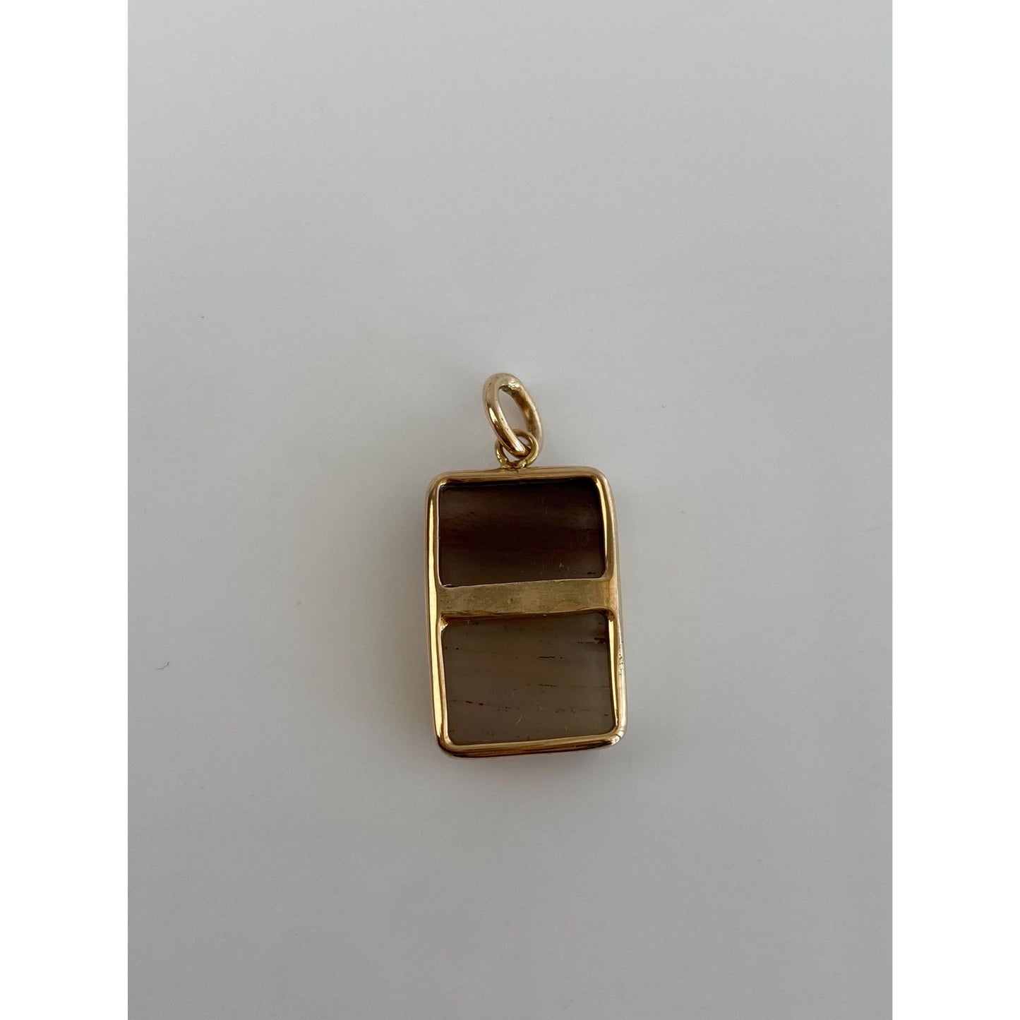 Vintage Solid 10k Yellow Gold Agate Charm
