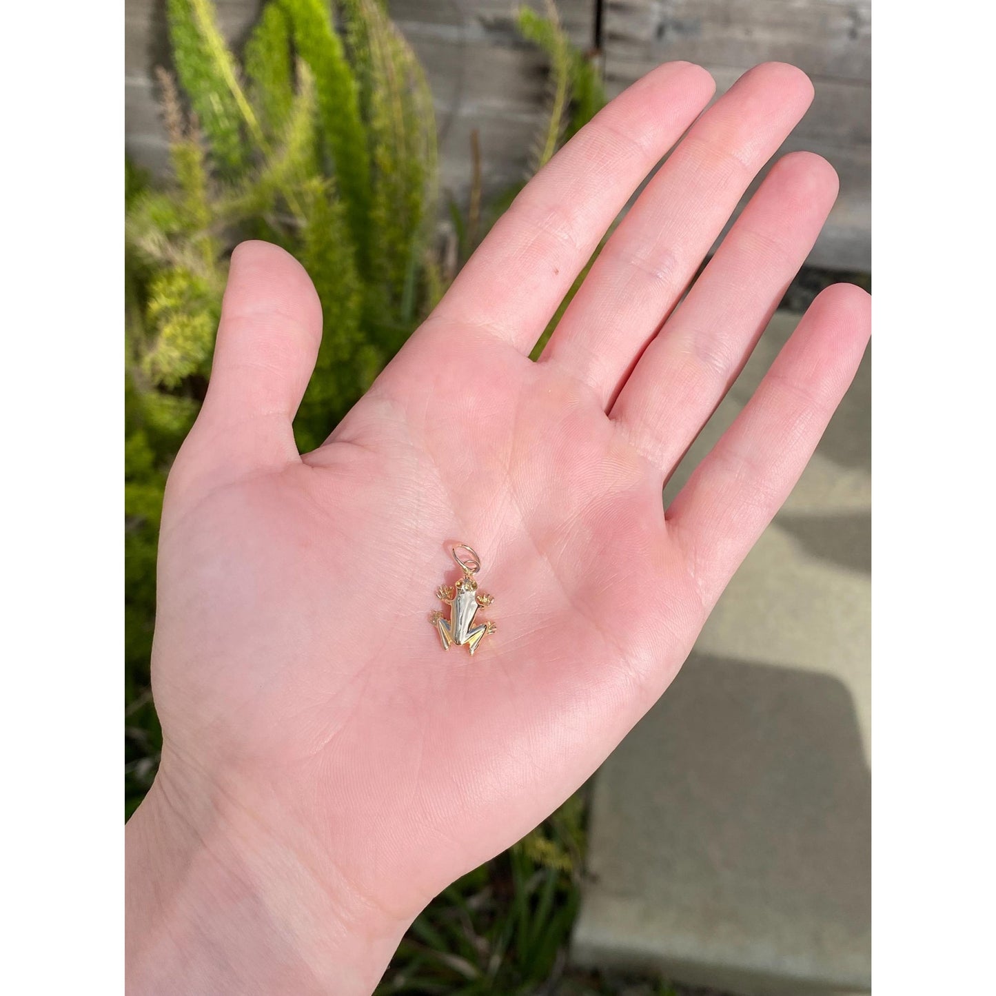 Vintage Solid 14k Yellow Gold Frog Charm