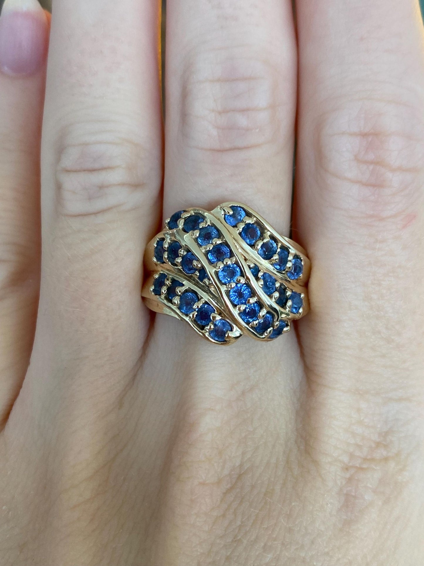 Vintage Solid 10k Yellow Gold Sapphire Twist Ring - Size 9