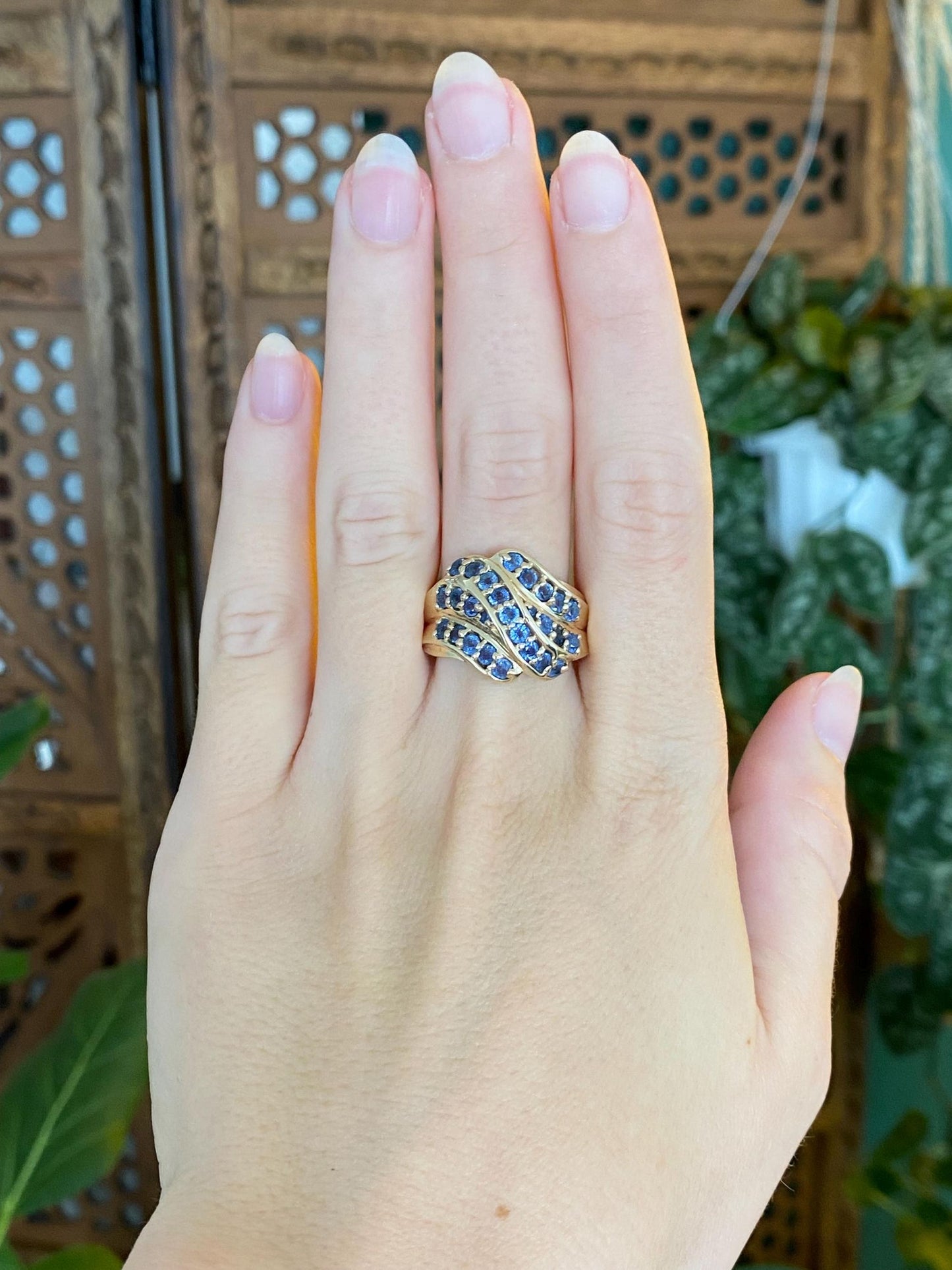 Vintage Solid 10k Yellow Gold Sapphire Twist Ring - Size 9