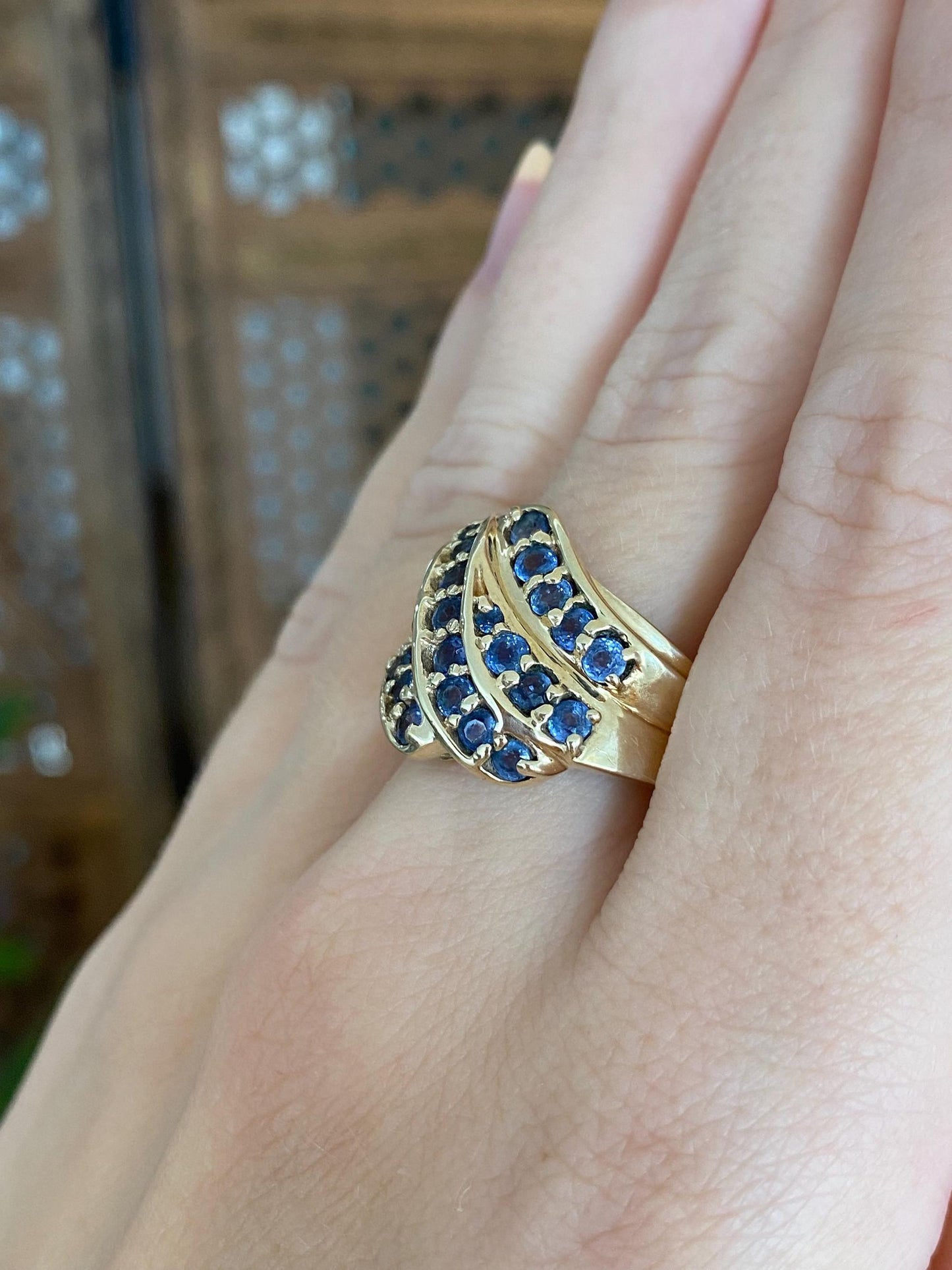 Vintage Solid 10k Yellow Gold Sapphire Twist Ring - Size 9