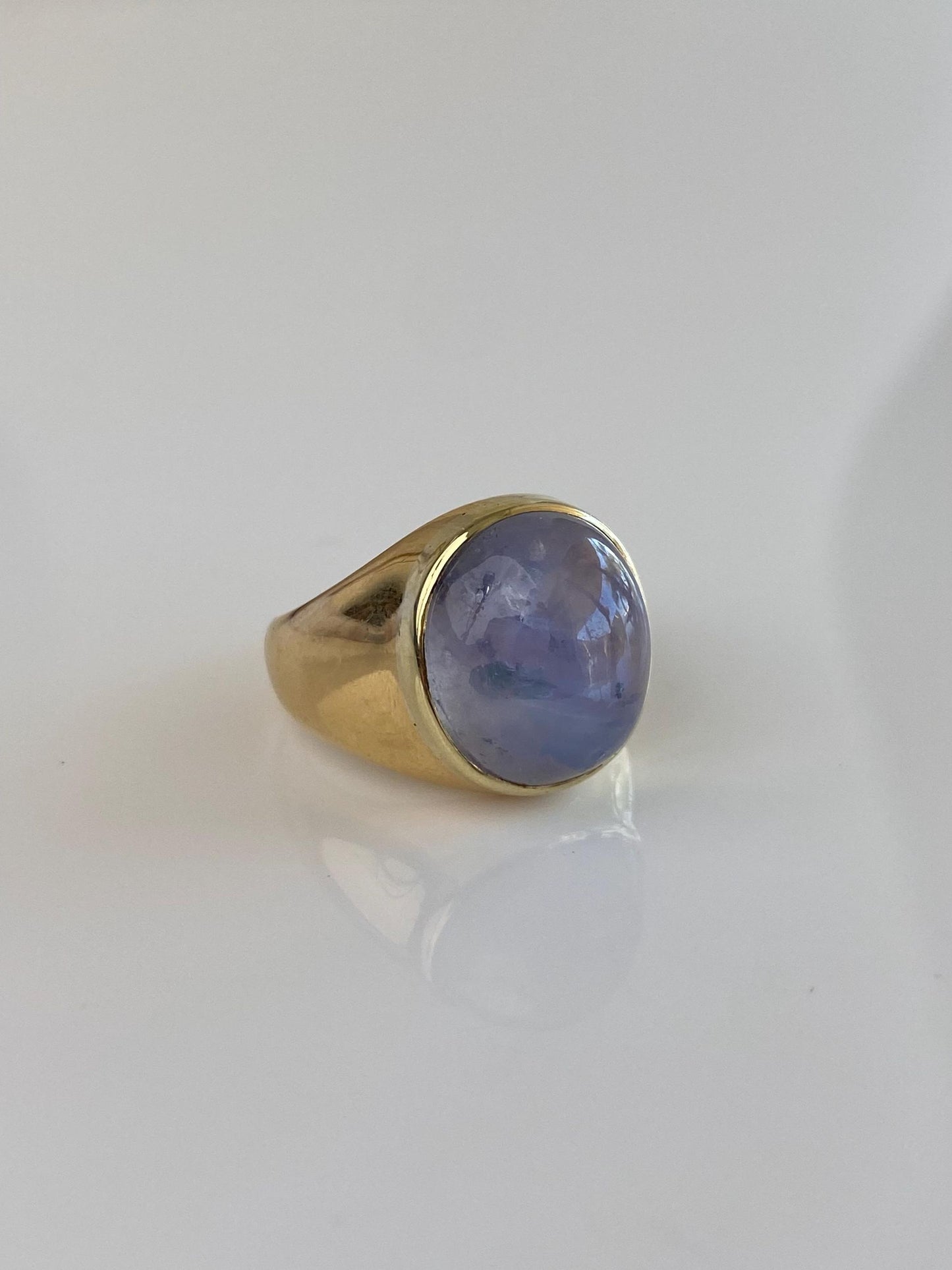 Vintage Solid 18k Yellow Gold Blue Star Sapphire Cabochon Signet Ring - Size 4.75