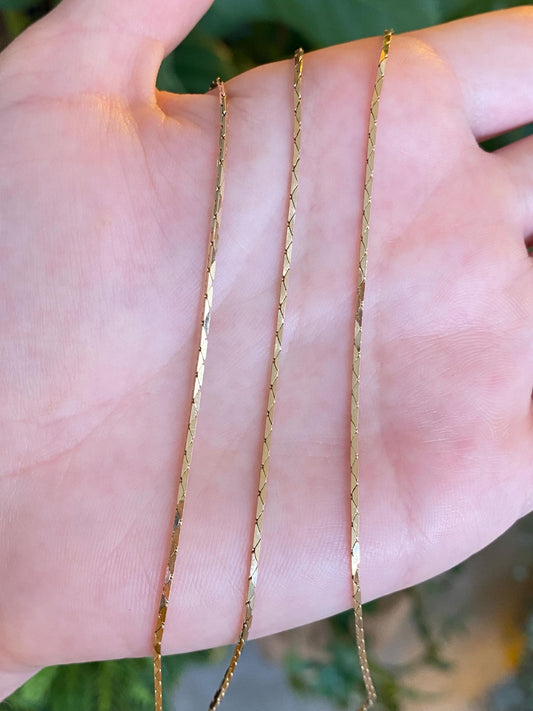 Vintage Solid 14k Yellow Gold Long Triangle Link Chain Necklace - 25.25 inches