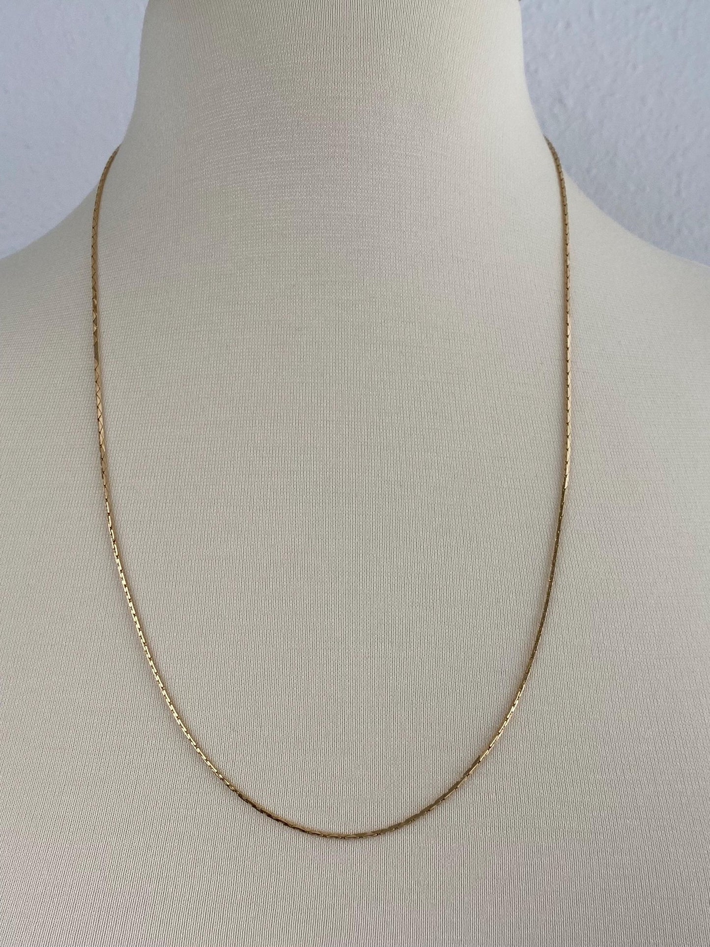 Vintage Solid 14k Yellow Gold Long Triangle Link Chain Necklace - 25.25 inches