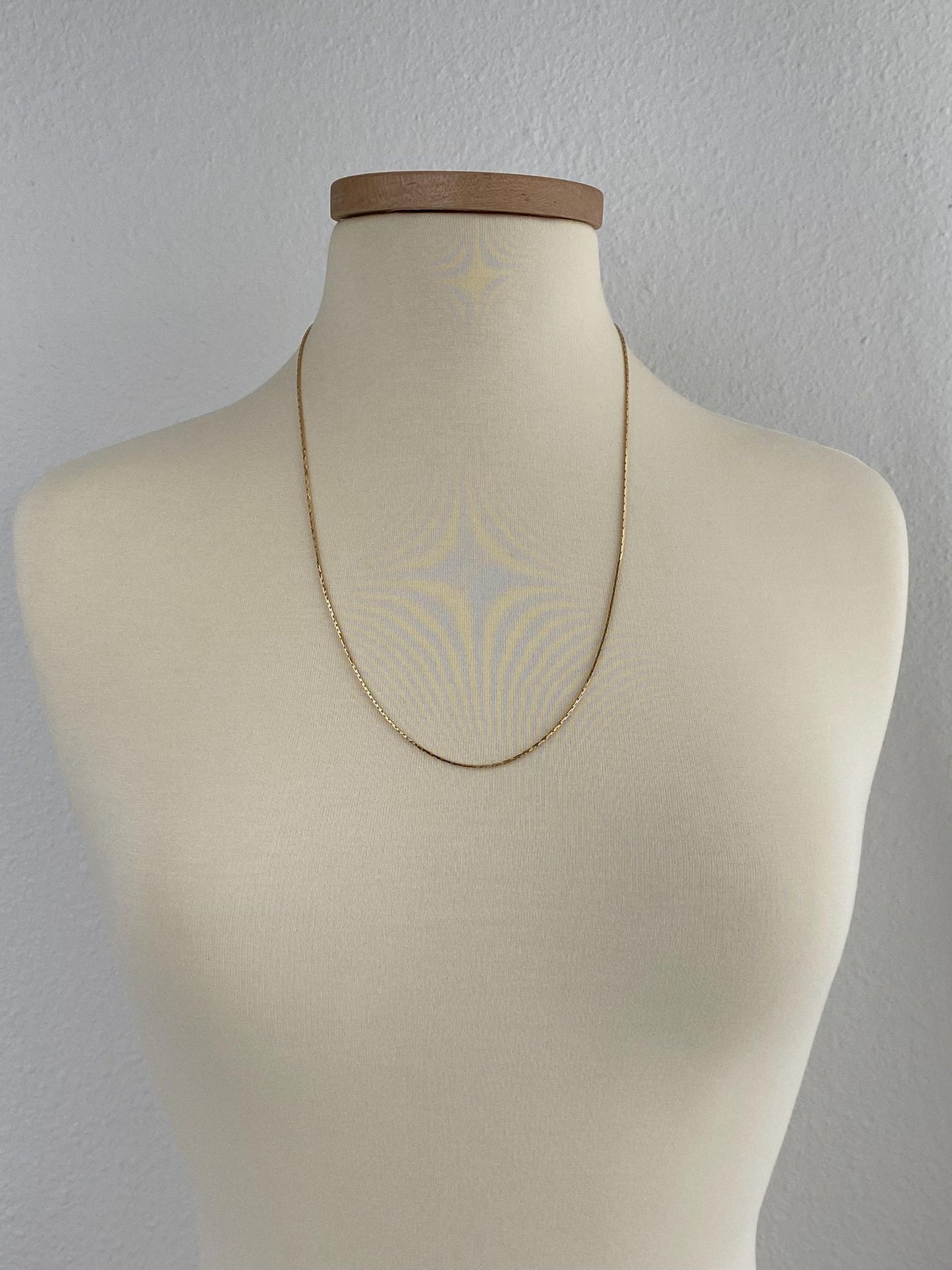 Vintage Solid 14k Yellow Gold Long Triangle Link Chain Necklace - 25.25 inches