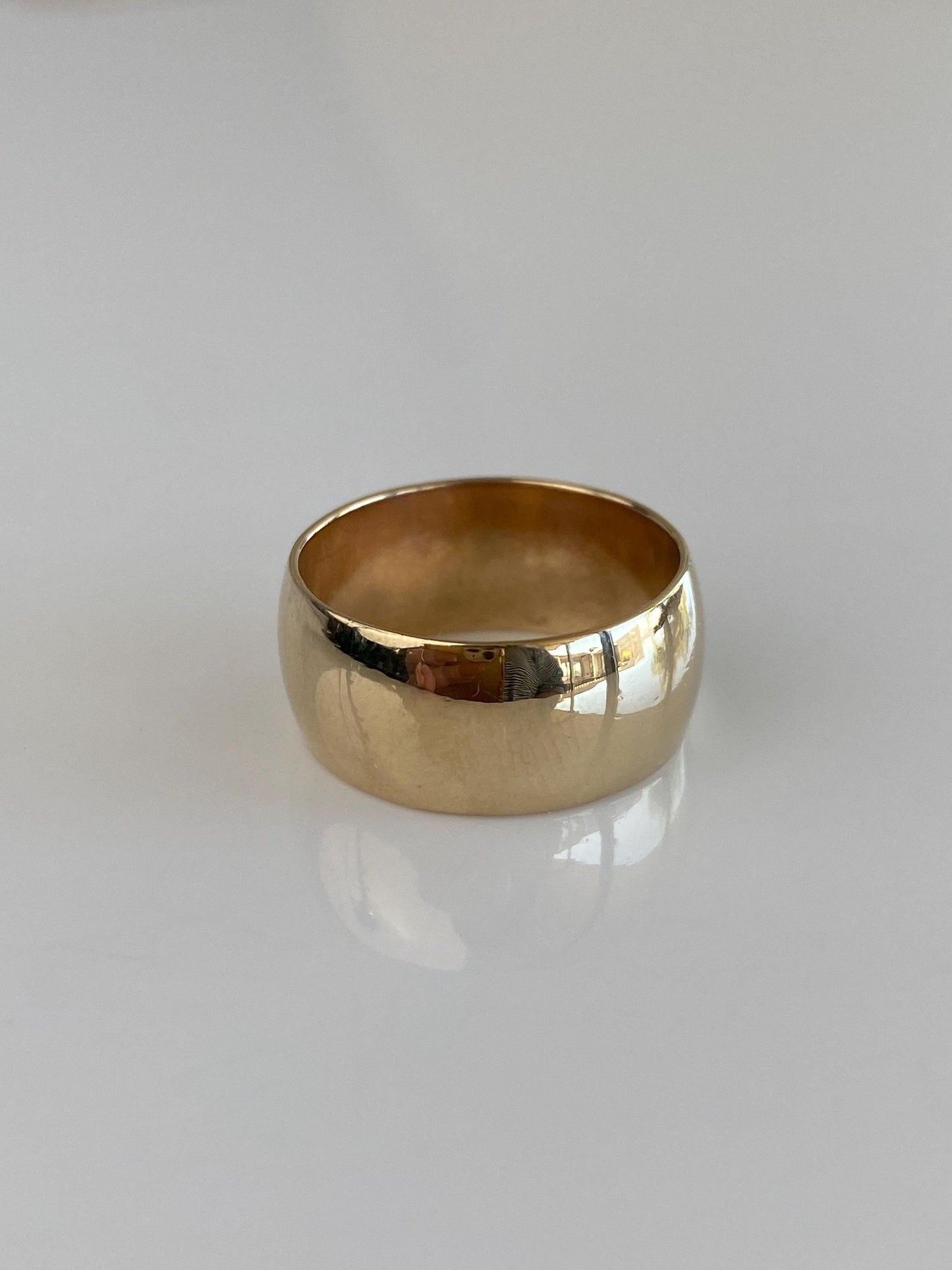 Vintage Solid 14k Yellow Gold Wide Ring Band - Size 8.25