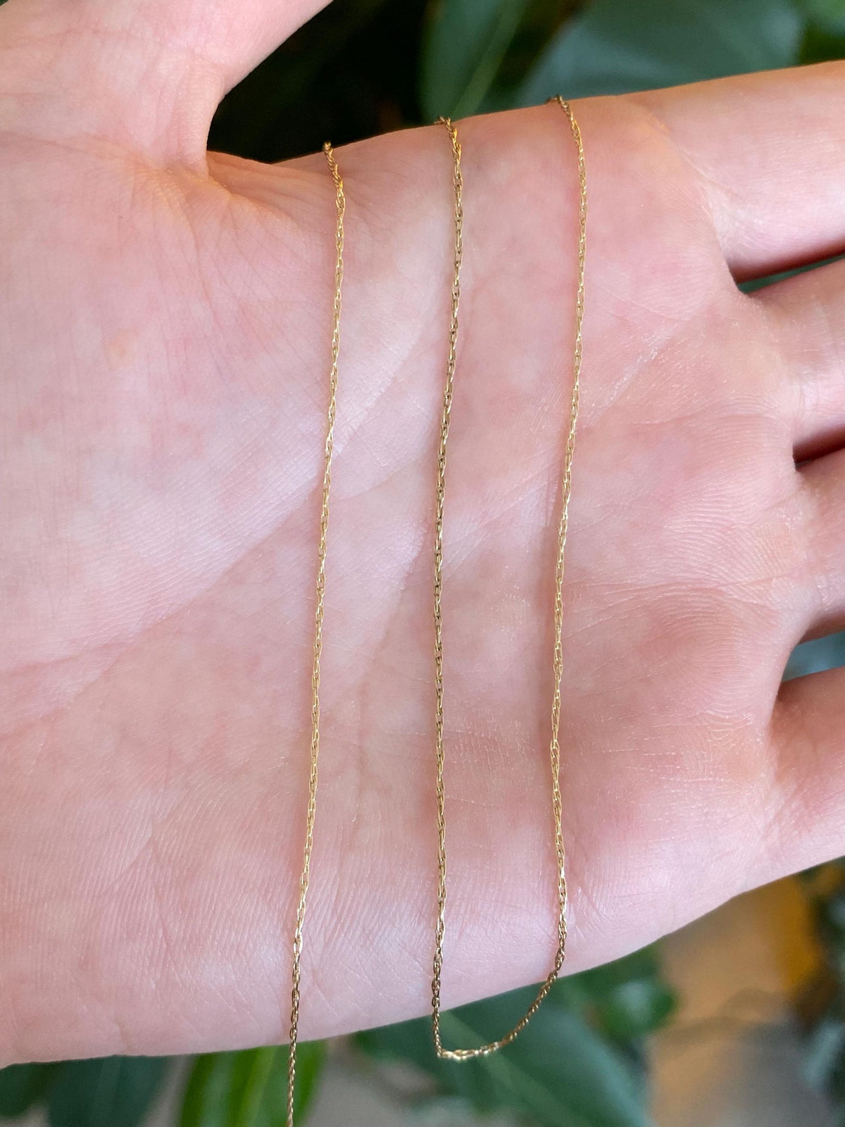 Vintage Solid 14k Yellow Gold Dainty Chain Necklace - 17.75 inches