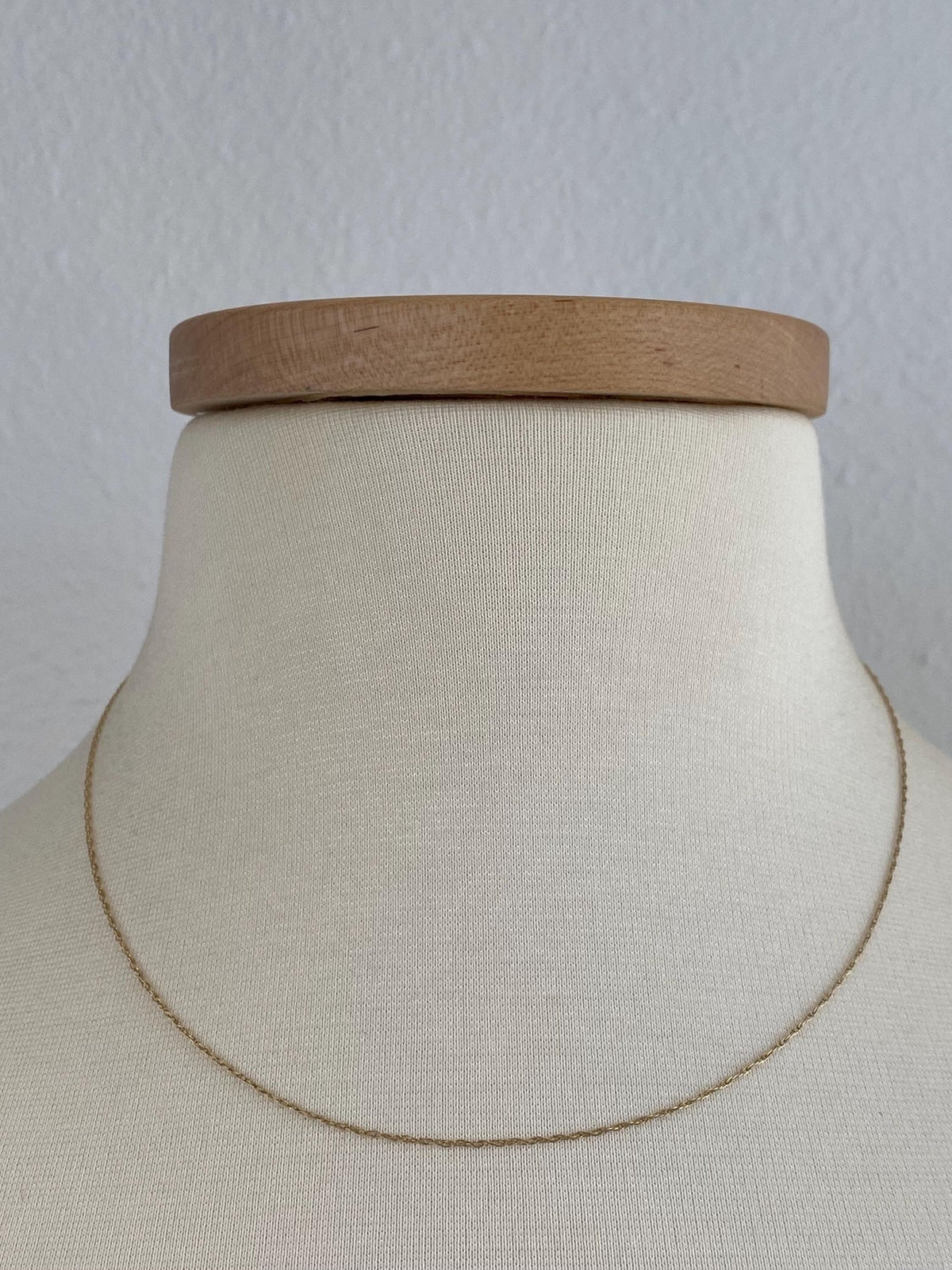 Vintage Solid 14k Yellow Gold Dainty Chain Necklace - 17.75 inches