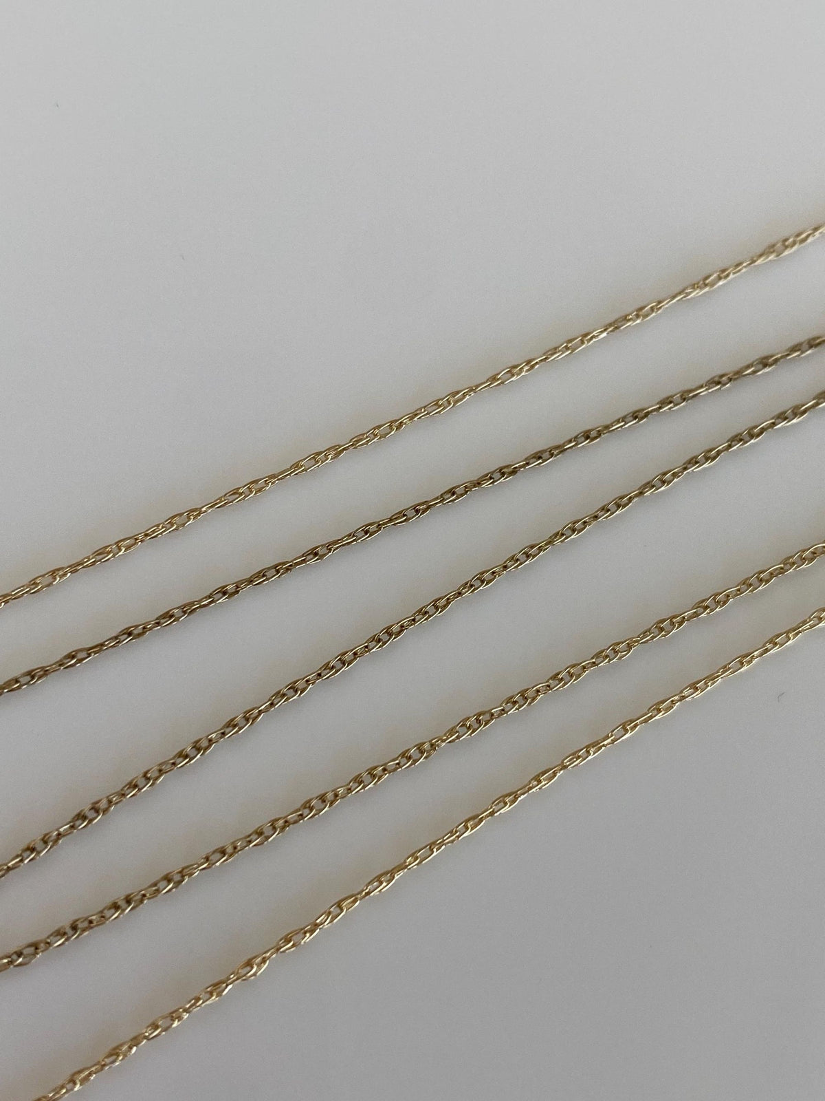 Vintage Solid 14k Yellow Gold Dainty Chain Necklace - 17.75 inches