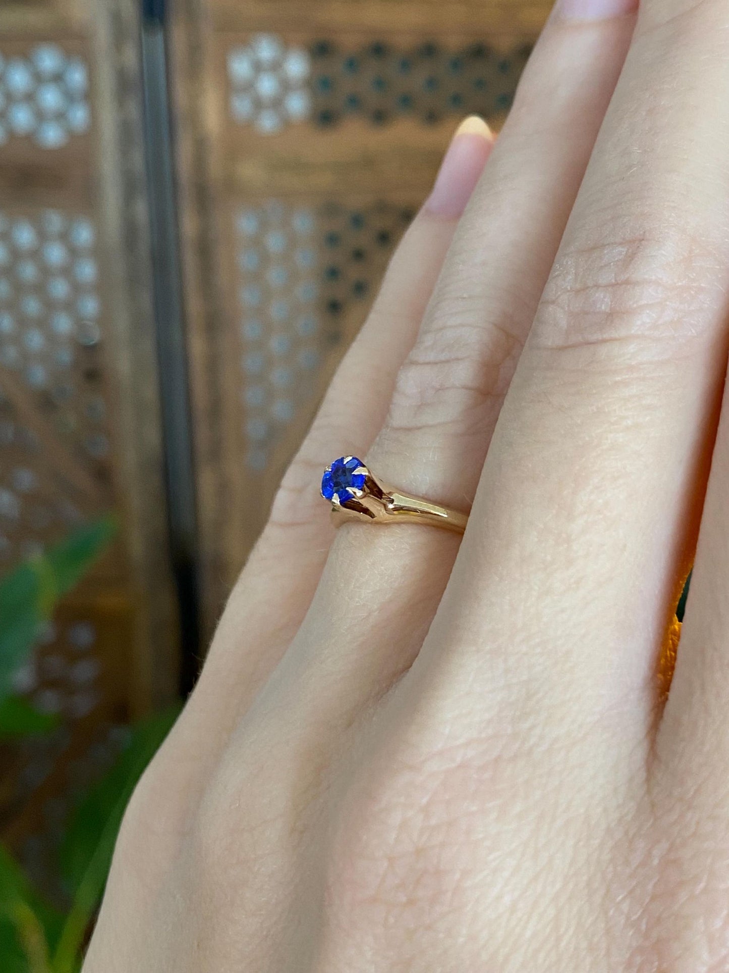 Solid 14k Yellow Gold Blue Cubic Zirconia Ring - Size 5.25