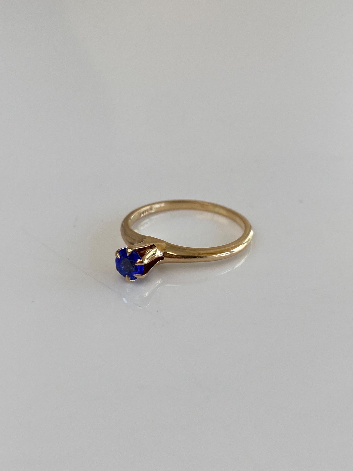 Solid 14k Yellow Gold Blue Cubic Zirconia Ring - Size 5.25
