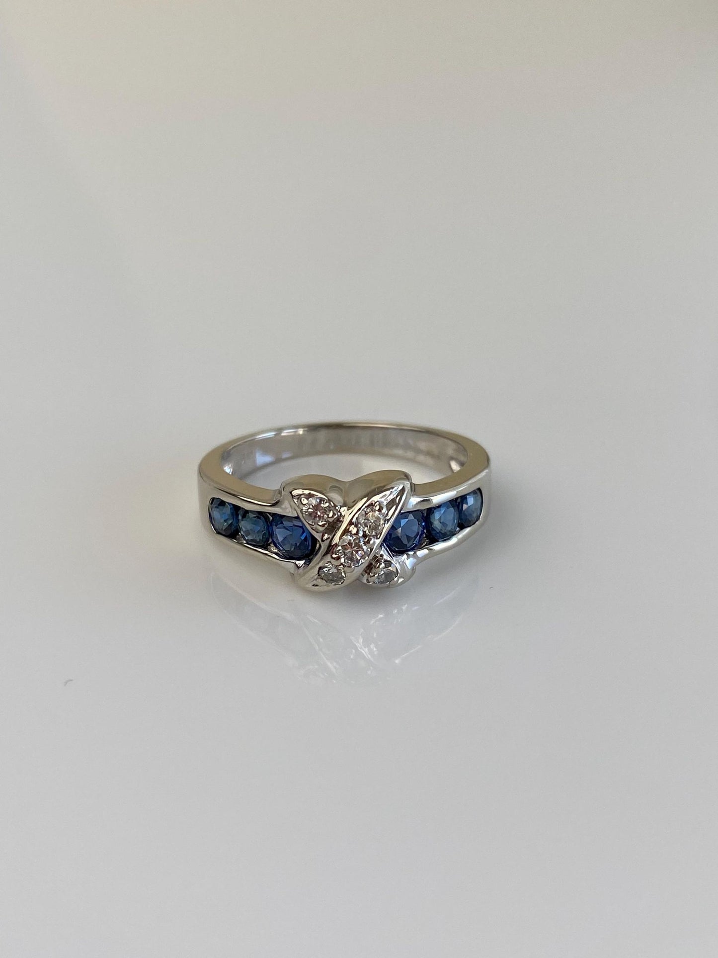 Vintage Solid 14k White Gold Diamond Blue Sapphire X Ring - Size 5.75