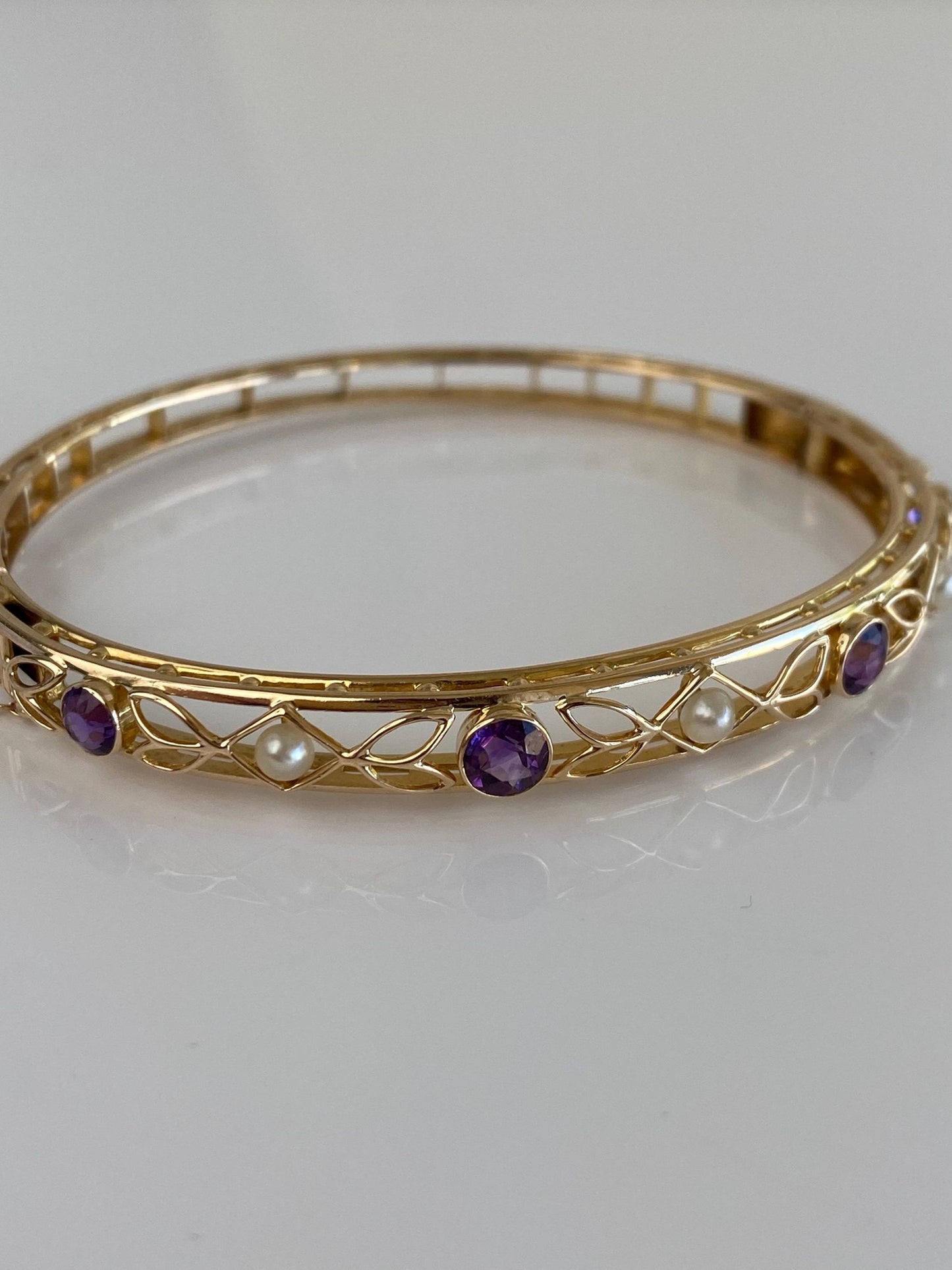 Vintage Solid 14k Yellow Gold Pearl Amethyst Open Work Bangle Bracelet