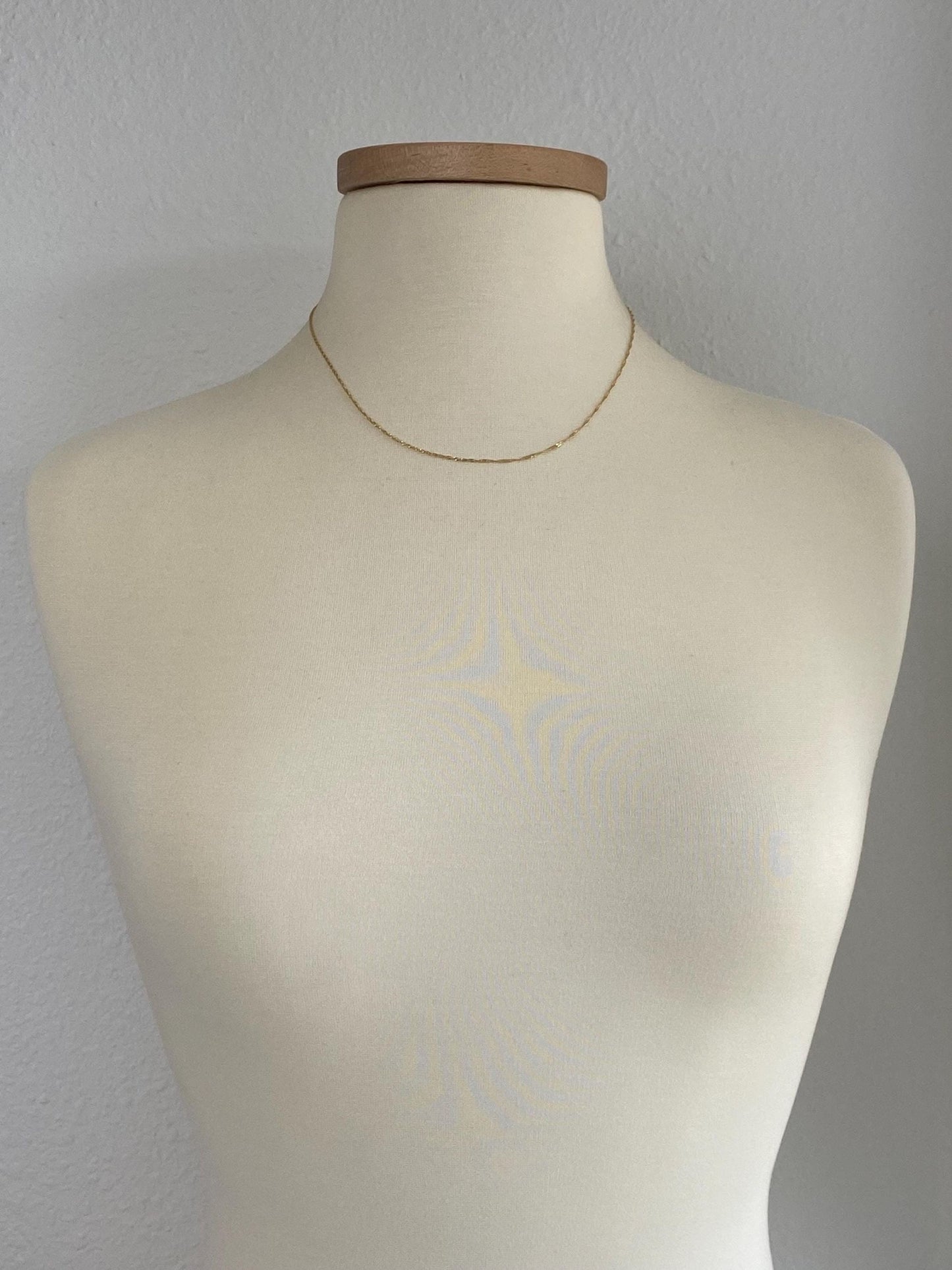 Vintage Solid 14k Yellow Gold Dainty Twist Chain Necklace - 18 inches
