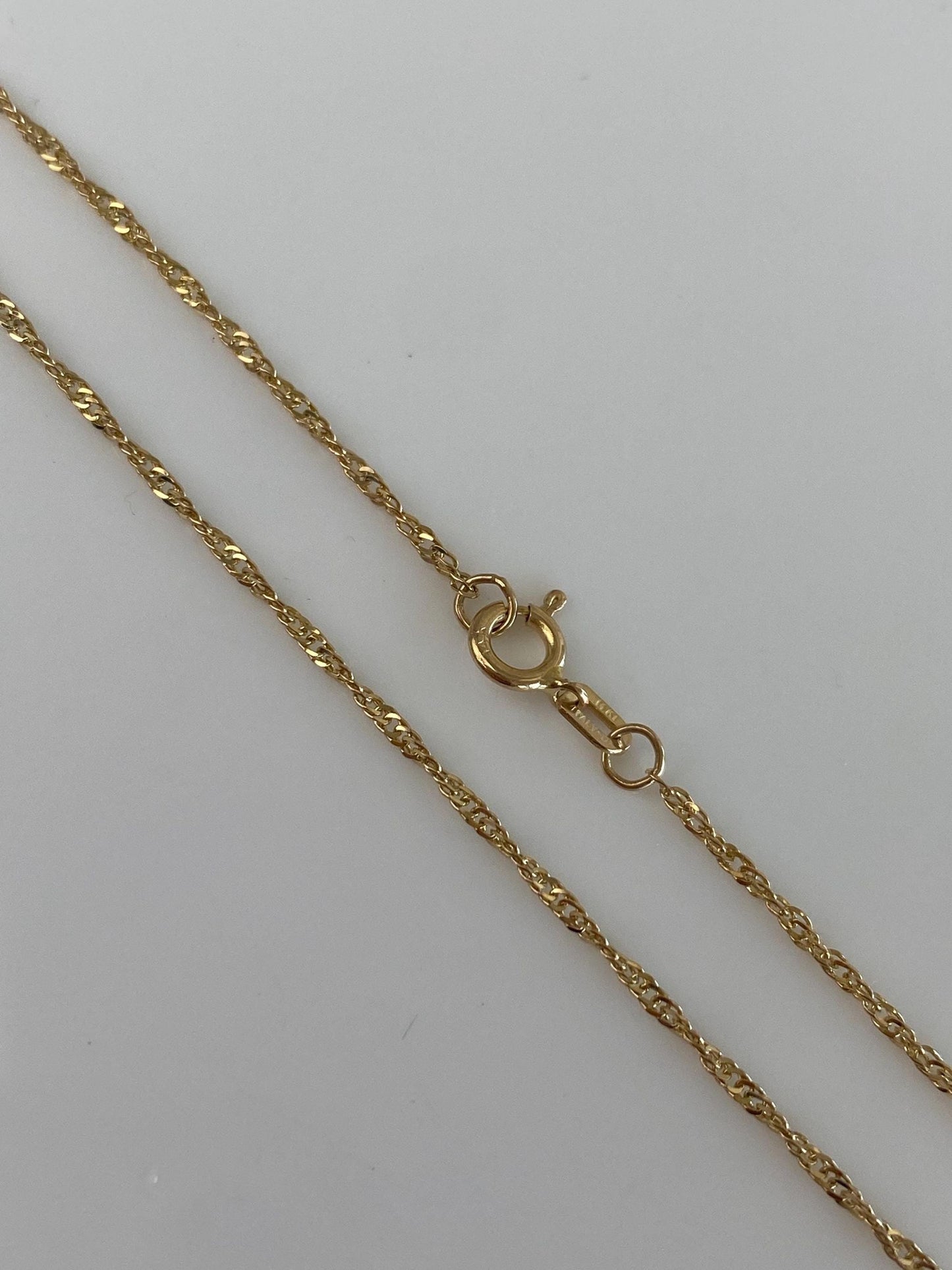 Vintage Solid 14k Yellow Gold Dainty Twist Chain Necklace - 18 inches