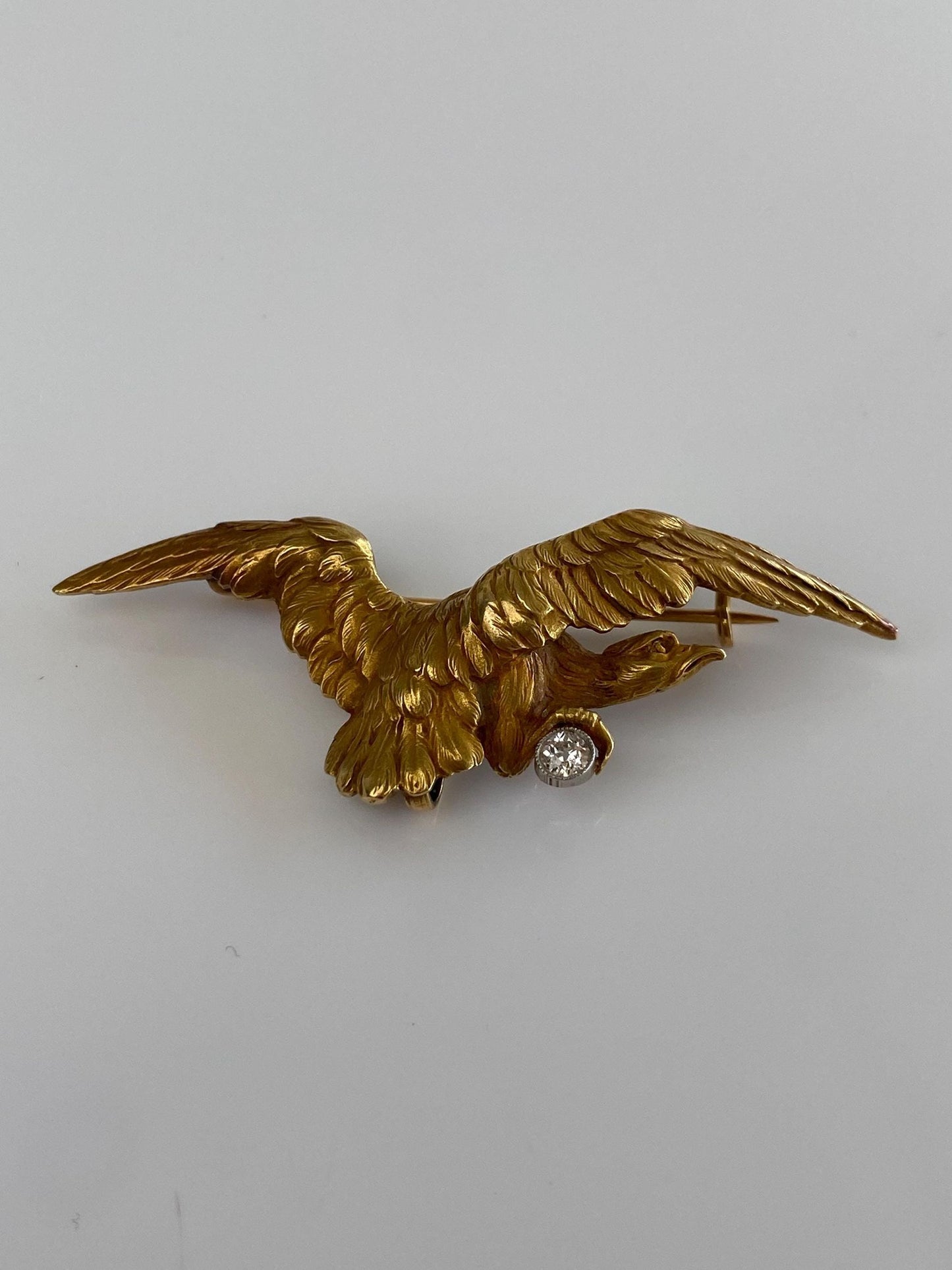 Vintage Solid 18k Yellow Gold Diamond Eagle Brooch Pin