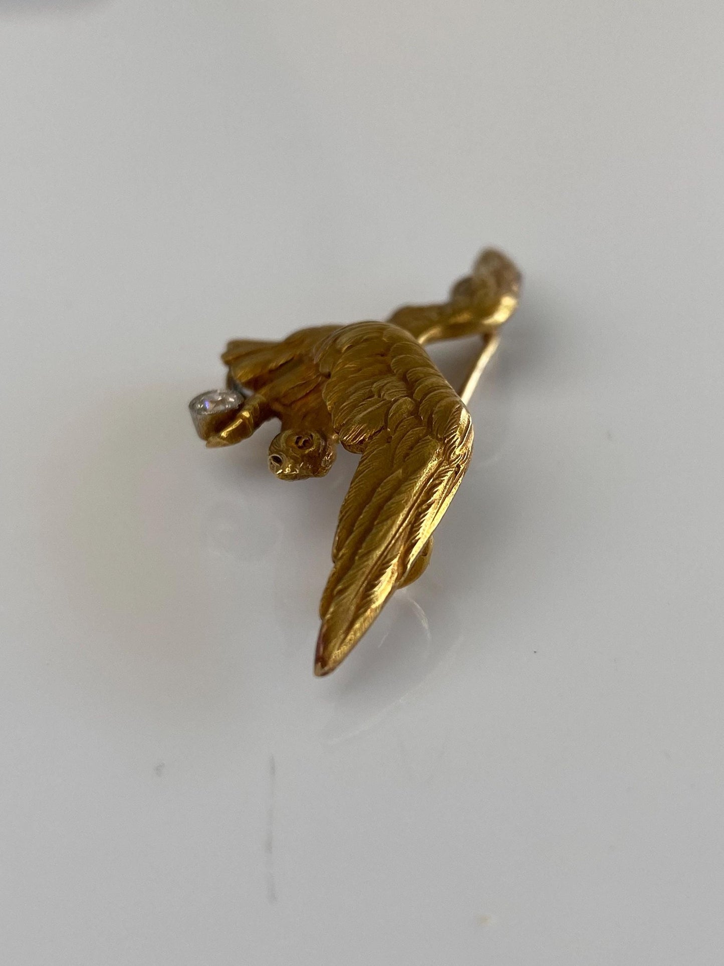 Vintage Solid 18k Yellow Gold Diamond Eagle Brooch Pin