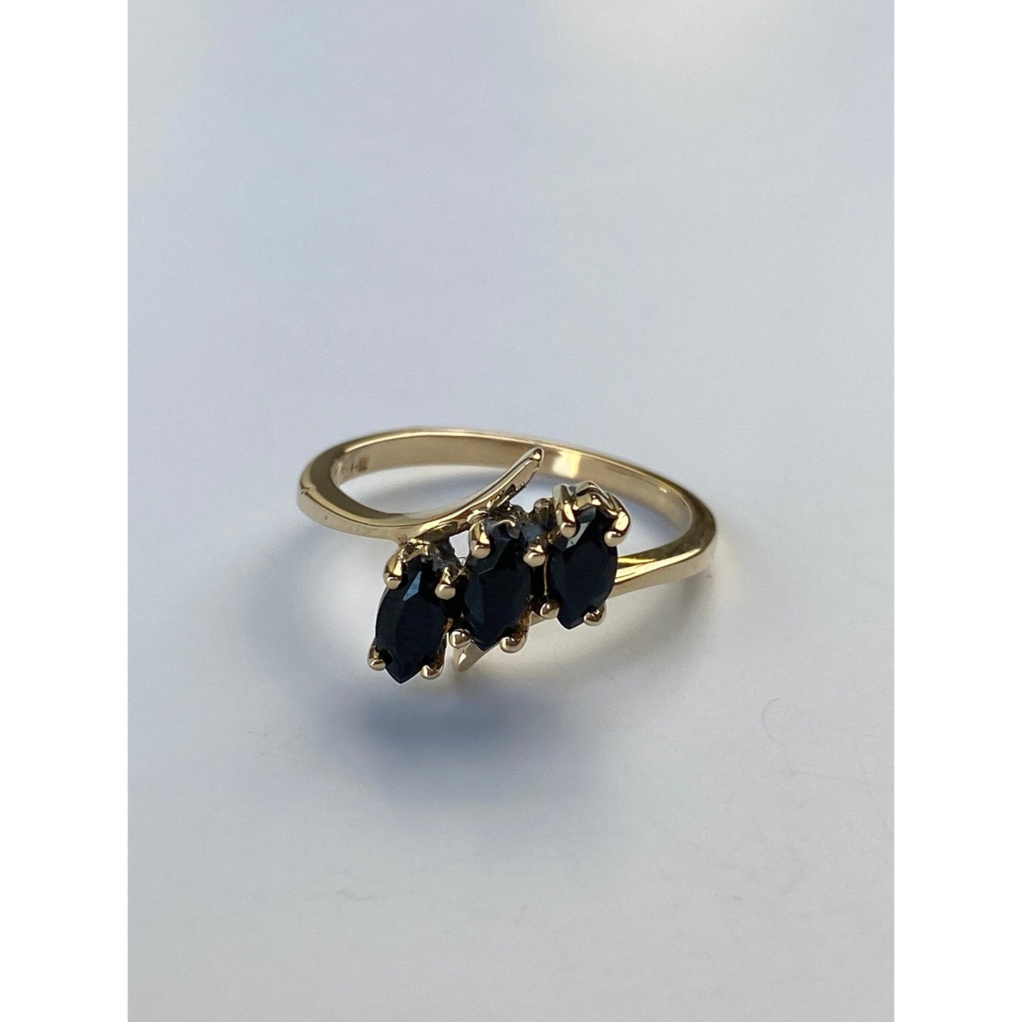 Solid 10k Yellow Gold Black Cubic Zirconia Ring - Size 6.25