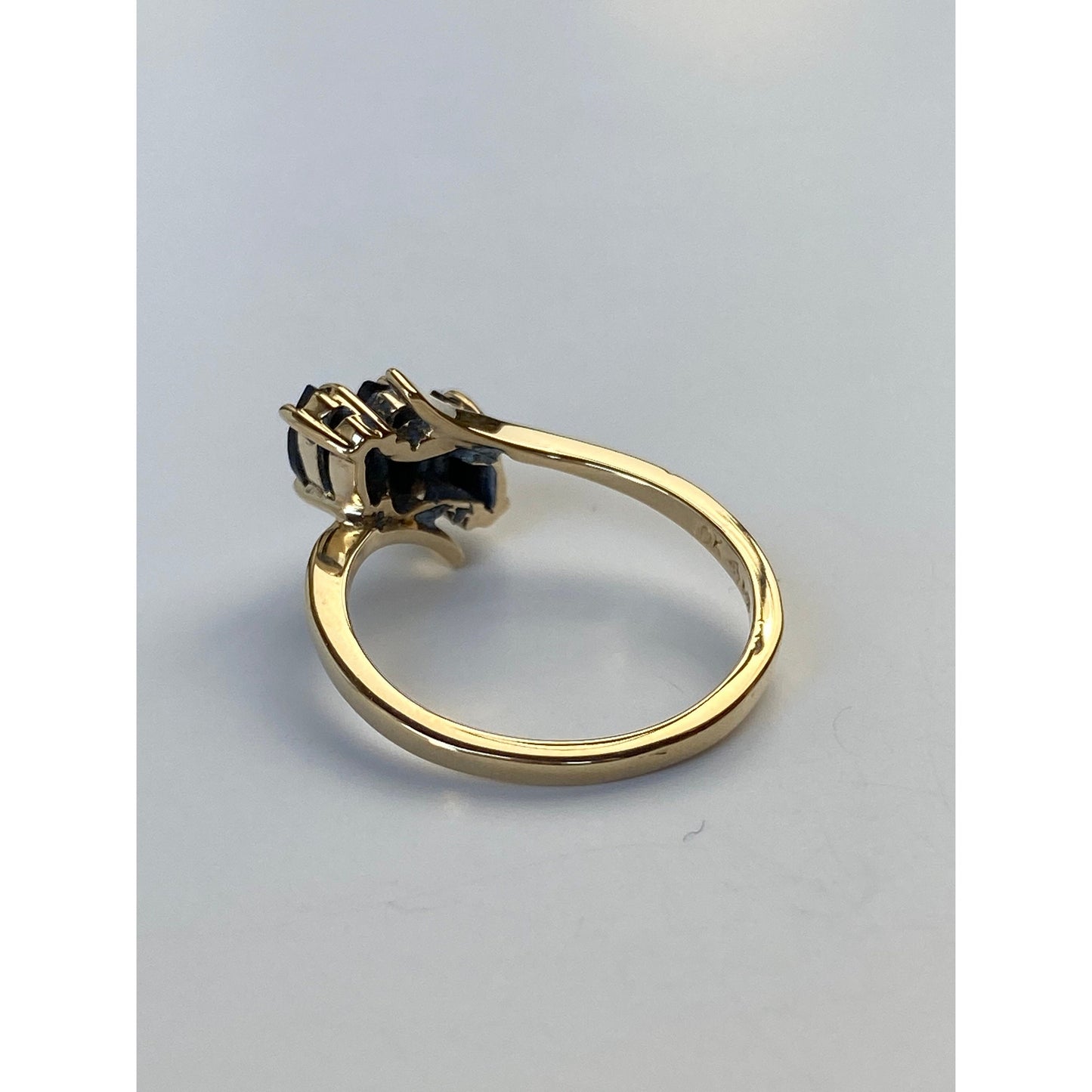 Solid 10k Yellow Gold Black Cubic Zirconia Ring - Size 6.25