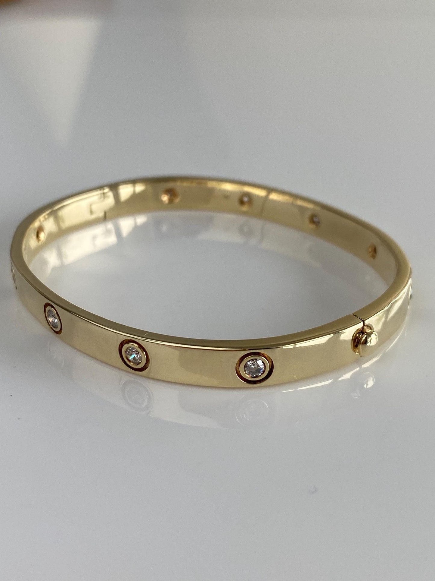 Vintage Solid 14k Yellow Gold Diamond Bangle Bracelet - 6 3/4 Inches