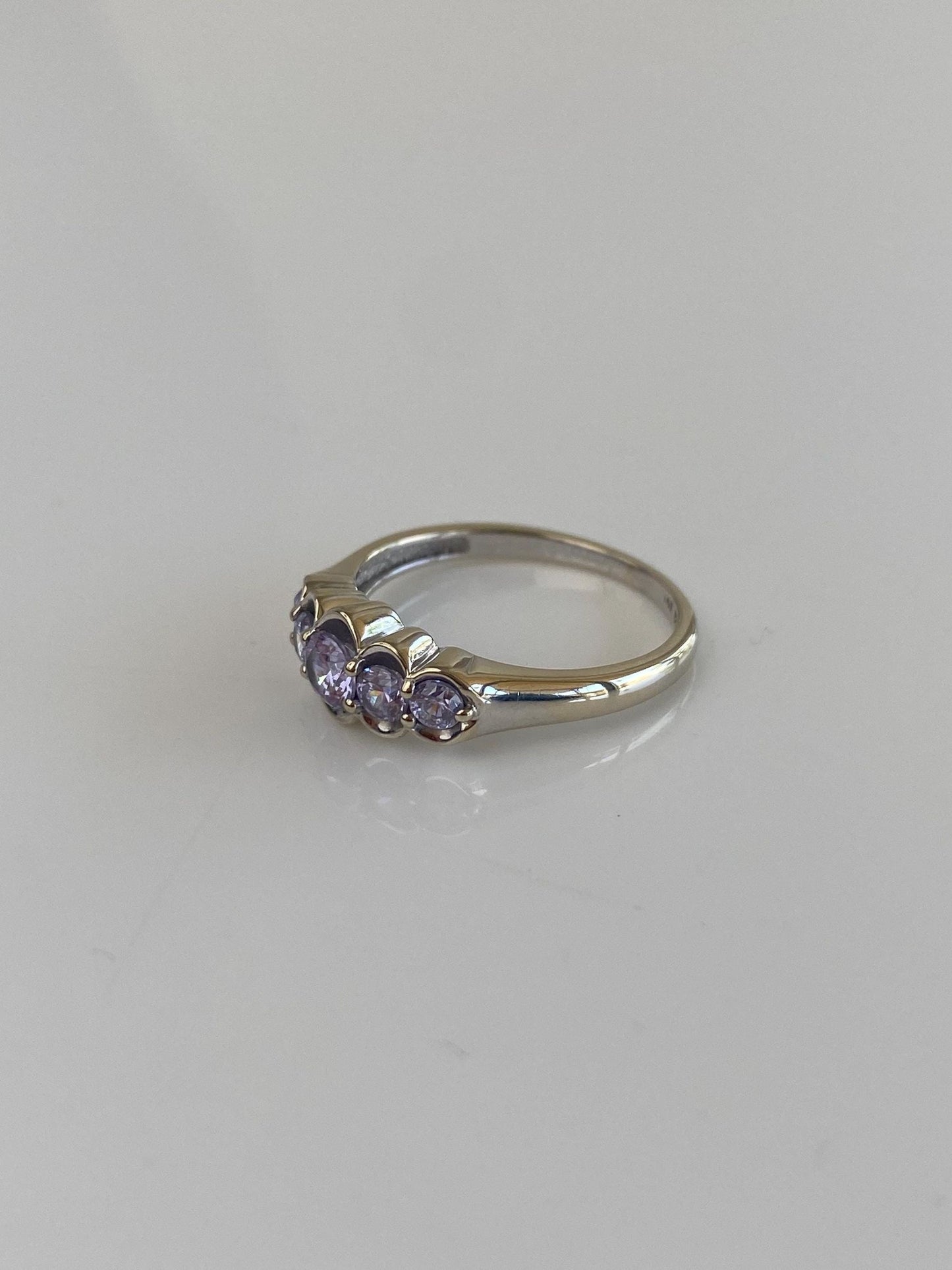 Solid 14k White Gold Light Purple Cubic Zirconia Row Ring - Size 6.5