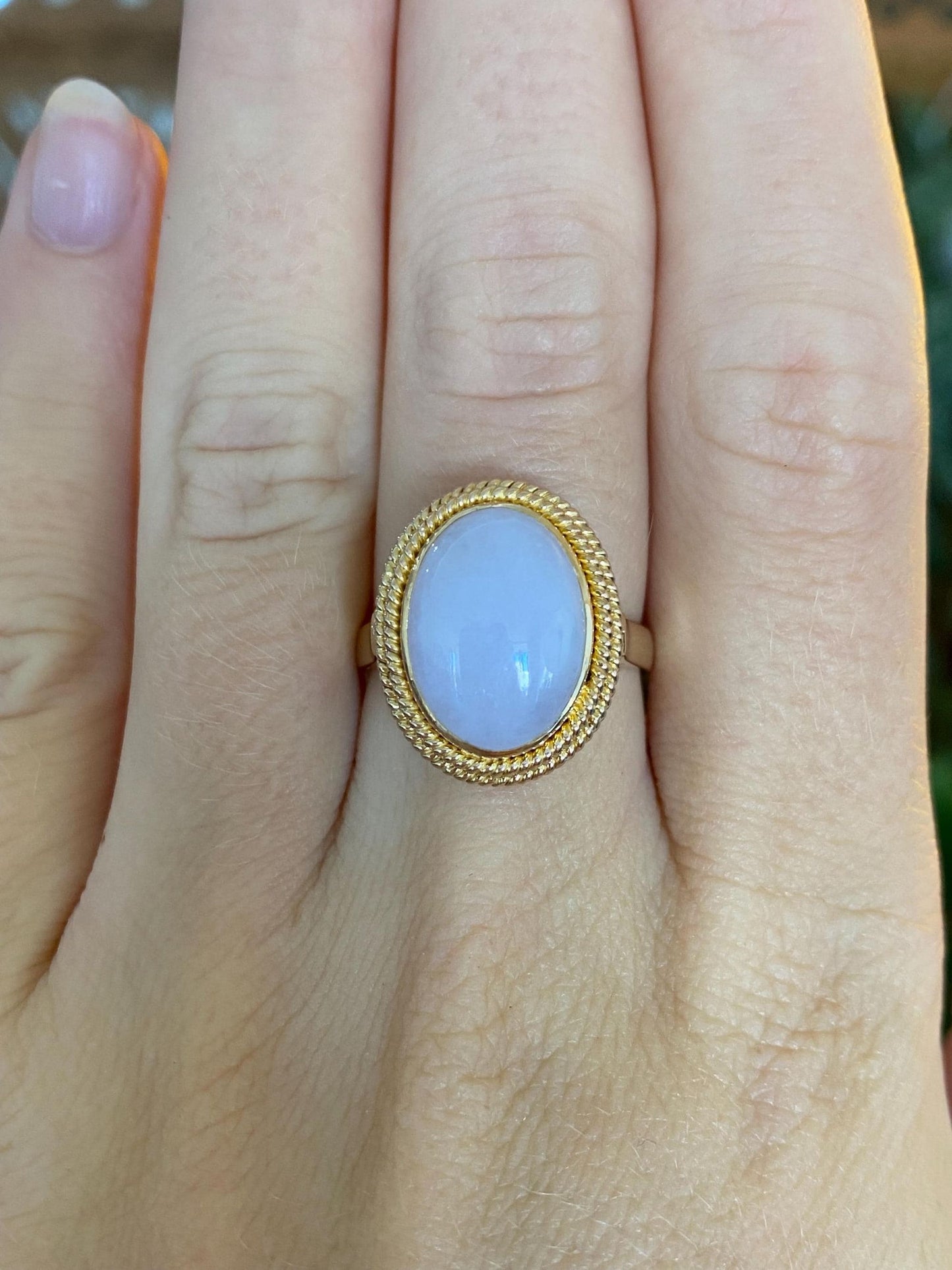 Solid 10k Yellow Gold Light Purple Jade Ring - Size 6