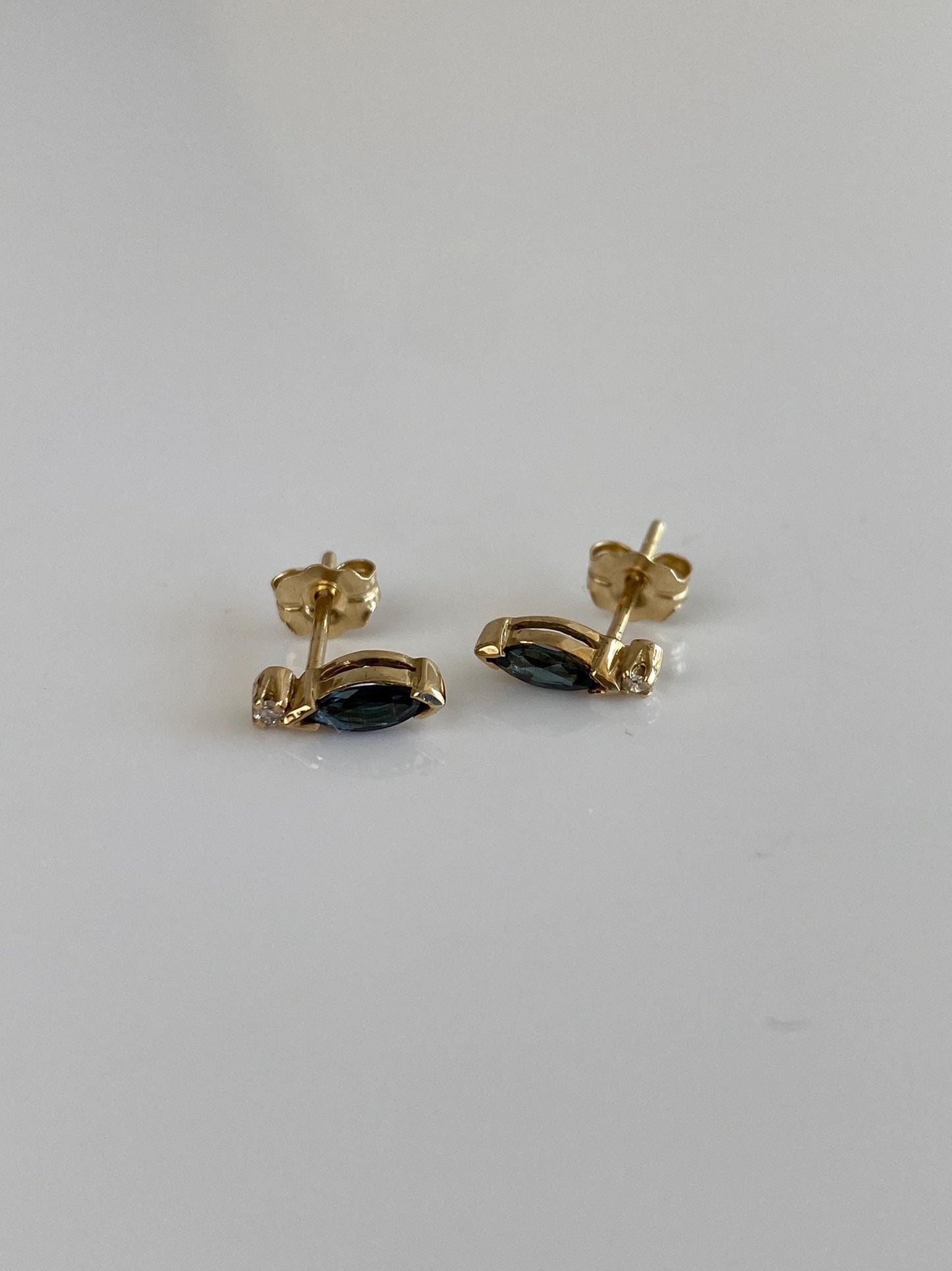 Vintage Solid 14k Yellow Gold Blue Sapphire Diamond Stud Earrings