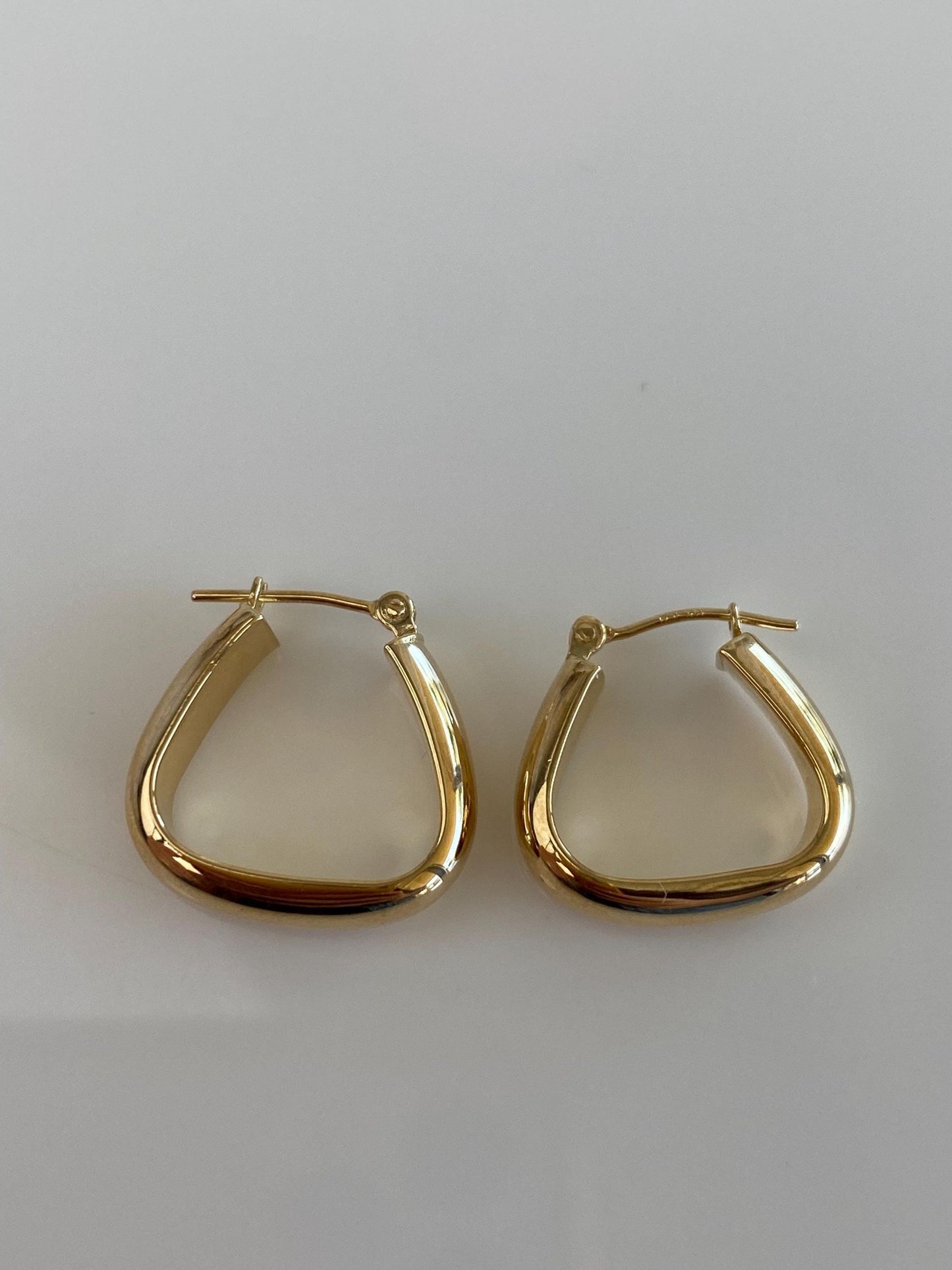 Vintage 14k Yellow Gold Hoop Earrings