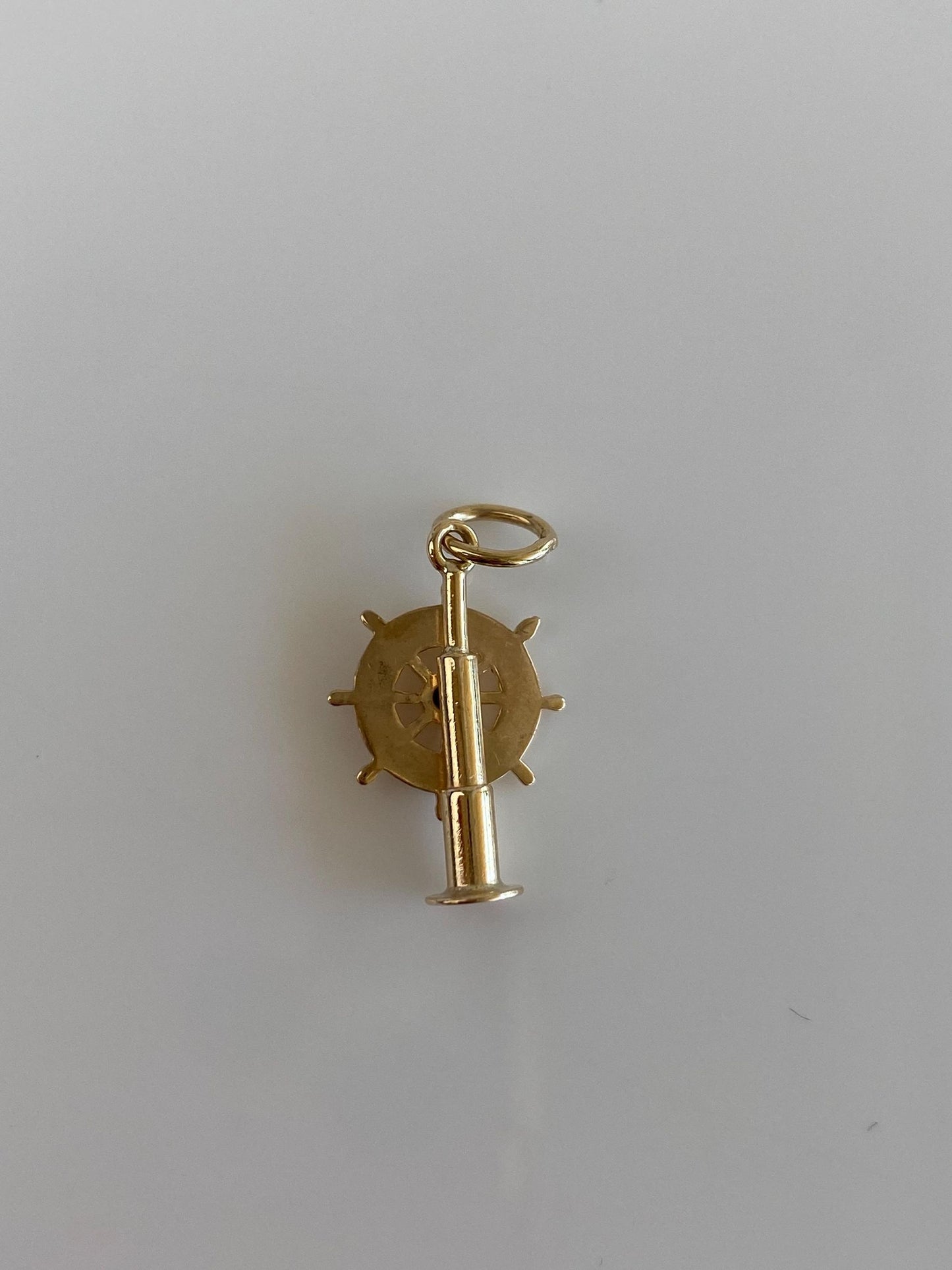 Vintage 10k Yellow Gold Articulated Helm Charm