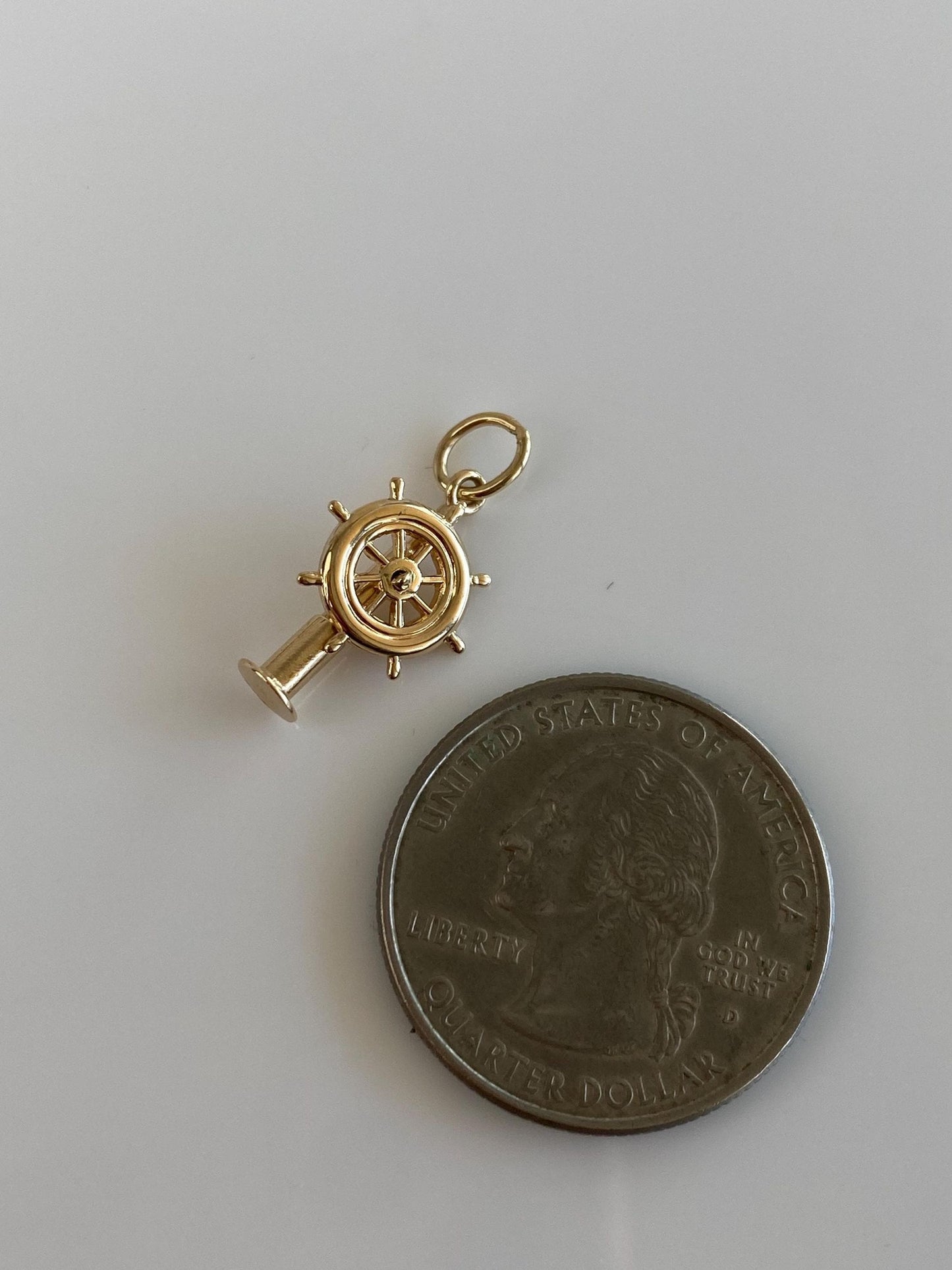 Vintage 10k Yellow Gold Articulated Helm Charm