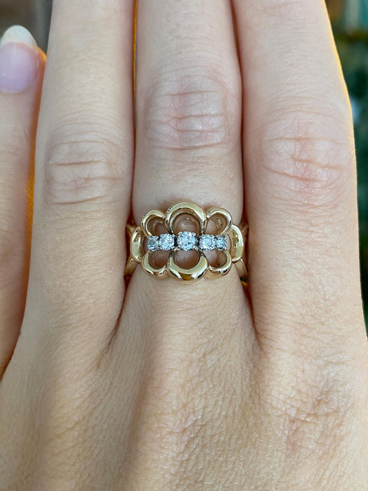Vintage Solid 14k Yellow Gold Diamond Row Open Work Scalloped Design Ring Band - Size 6.25