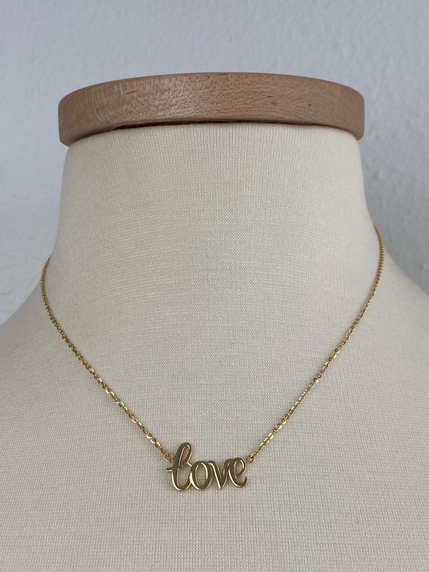 Vintage Solid 14k Yellow Gold 'LOVE' Nameplate Tight Cable Chain Necklace - 17 inches