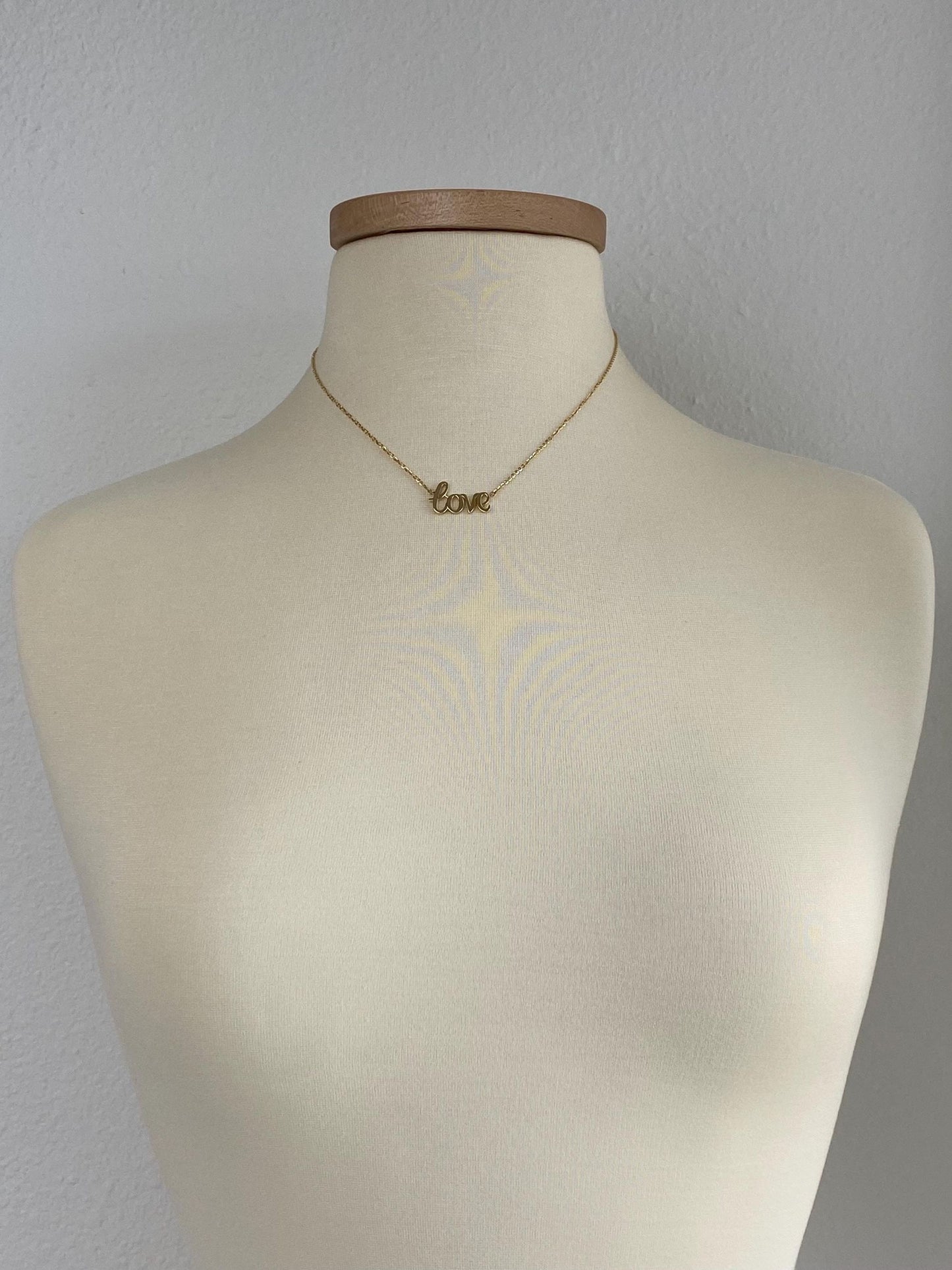Vintage Solid 14k Yellow Gold 'LOVE' Nameplate Tight Cable Chain Necklace - 17 inches
