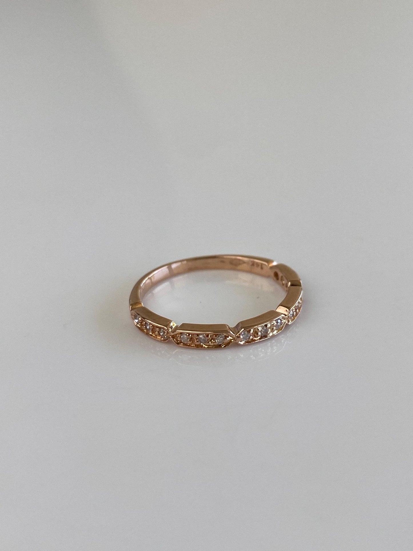 Vintage Solid 14k Rose Gold Diamonds Ring - Size 5.75