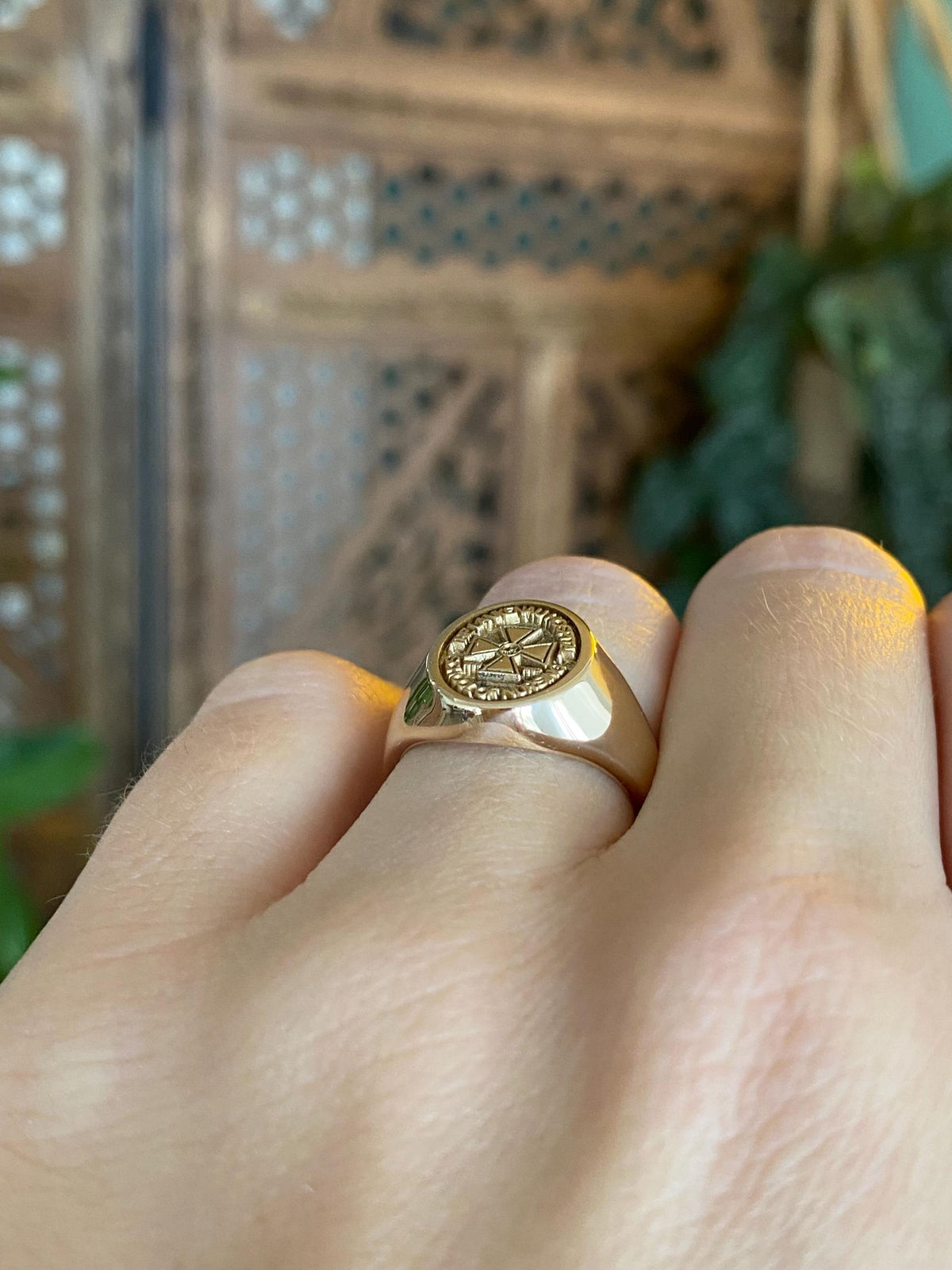 Vintage Solid 14k Yellow Gold The Lankenau Hospital School of Nursing Signet Ring - Size 5