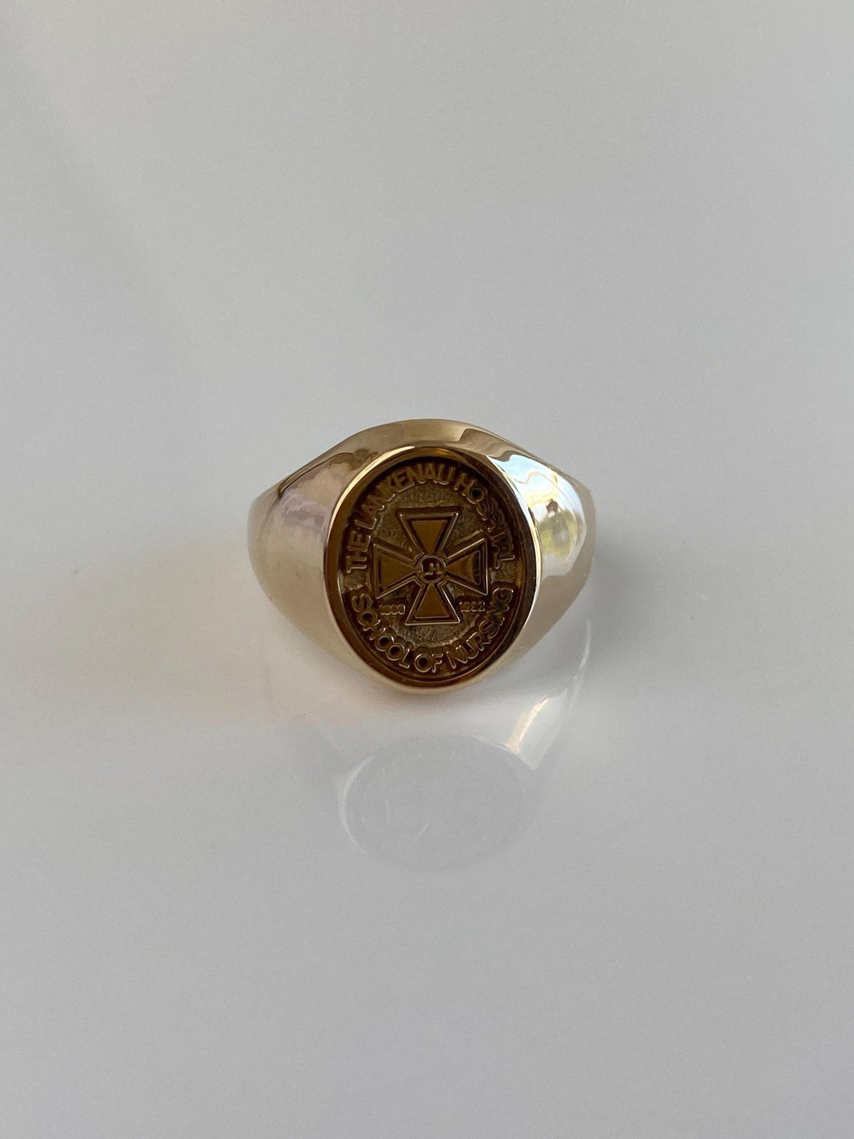 Vintage Solid 14k Yellow Gold The Lankenau Hospital School of Nursing Signet Ring - Size 5