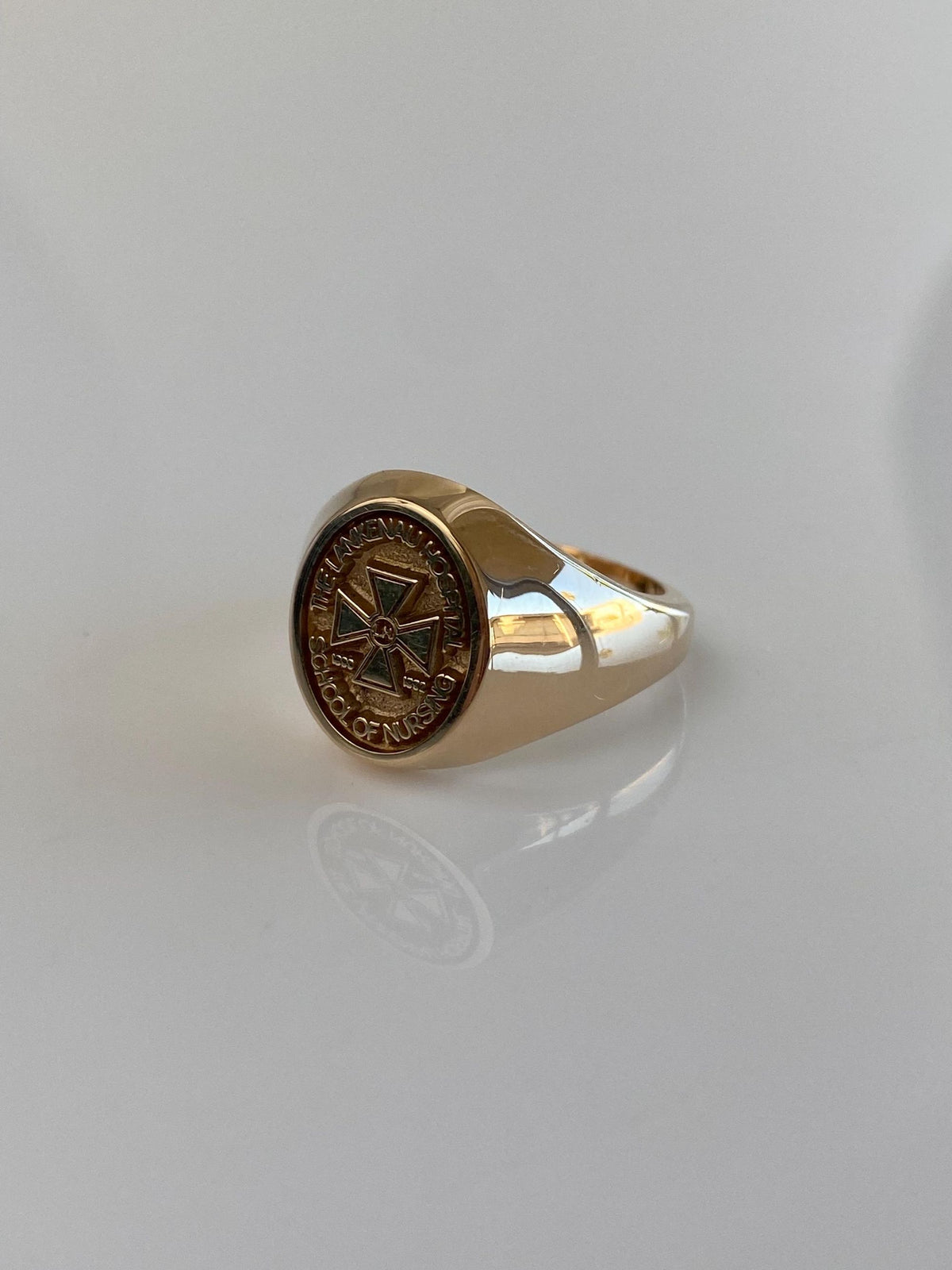 Vintage Solid 14k Yellow Gold The Lankenau Hospital School of Nursing Signet Ring - Size 5