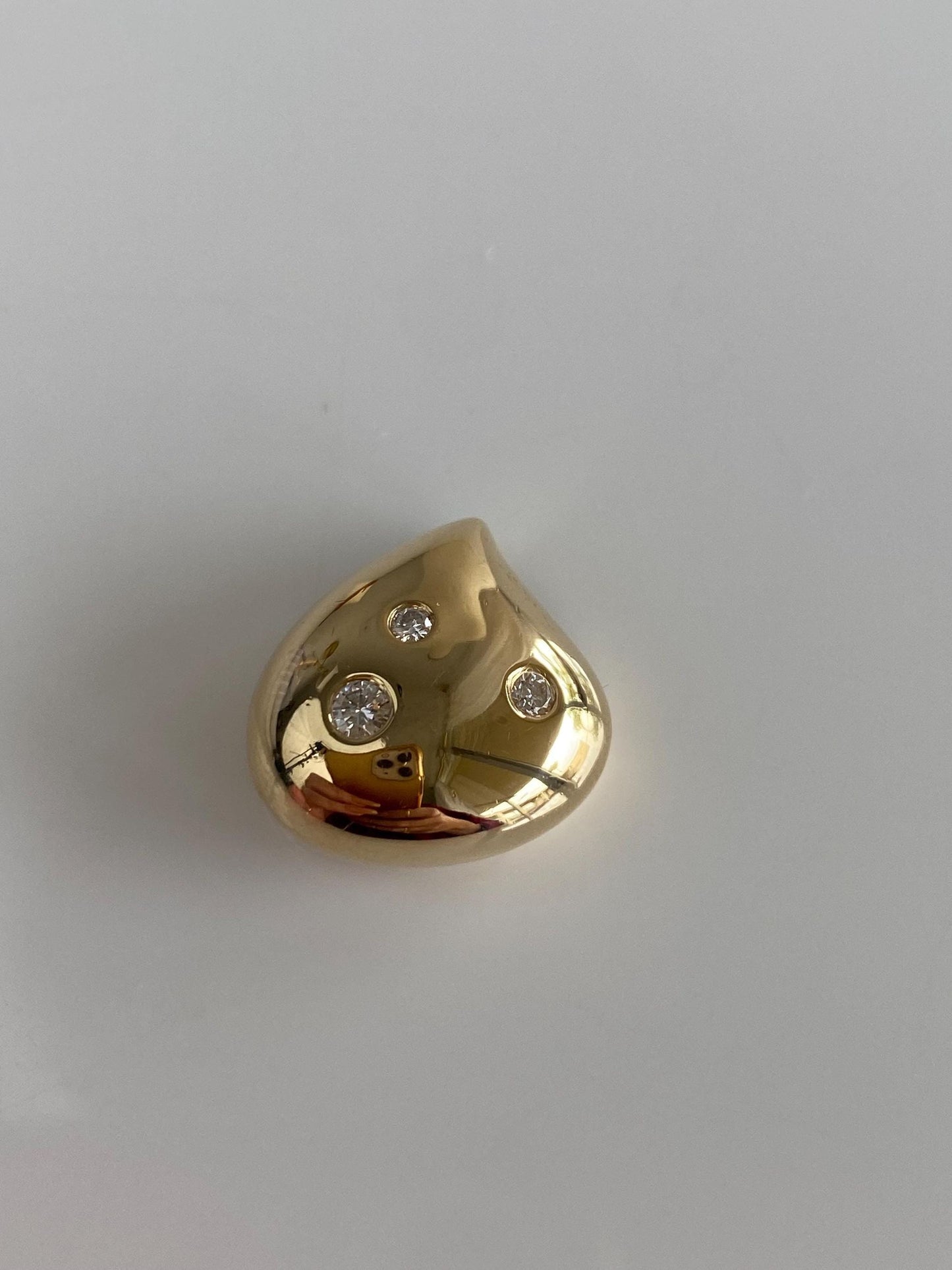 Vintage Solid 14k Yellow Gold Diamond Dotted Teardrop Charm