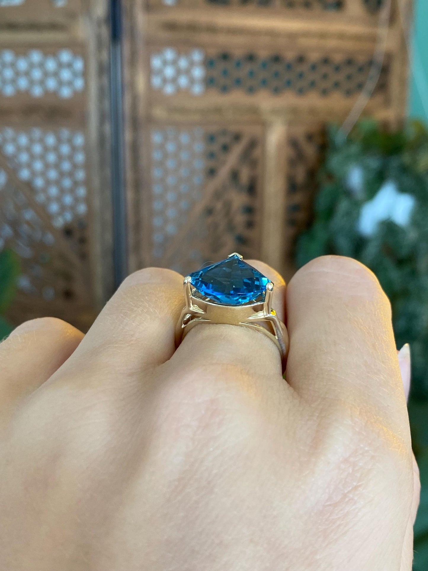Vintage Solid 14k Yellow Gold Topaz Triangle Ring - Size 7.25