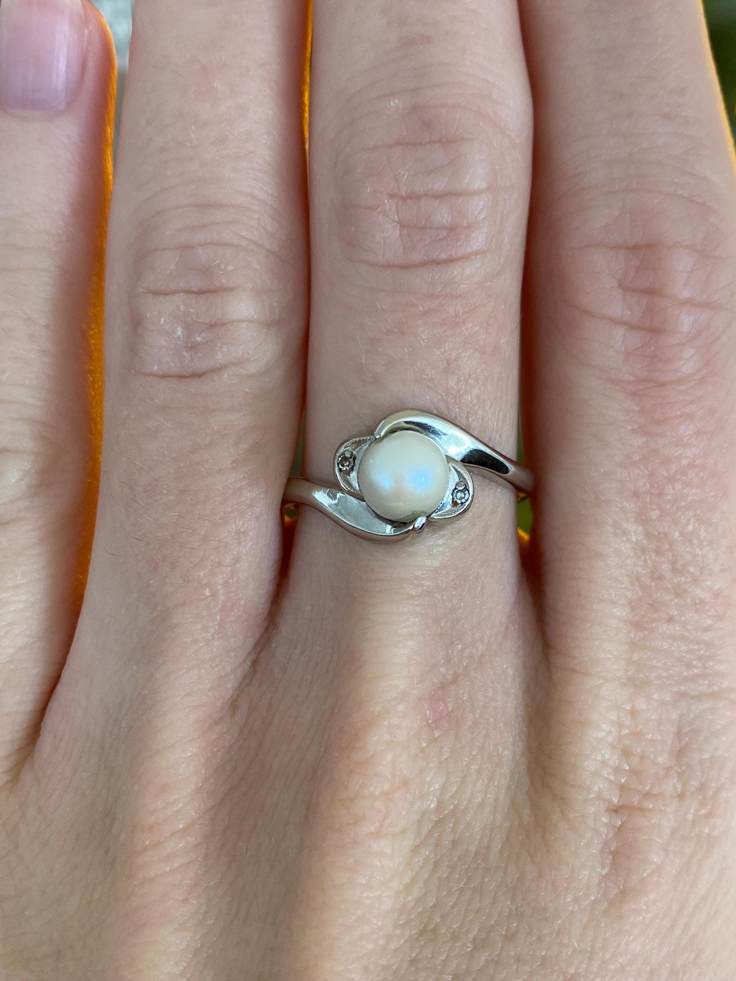 Vintage Solid 10k White Gold Diamond Pearl Ring - Size 7